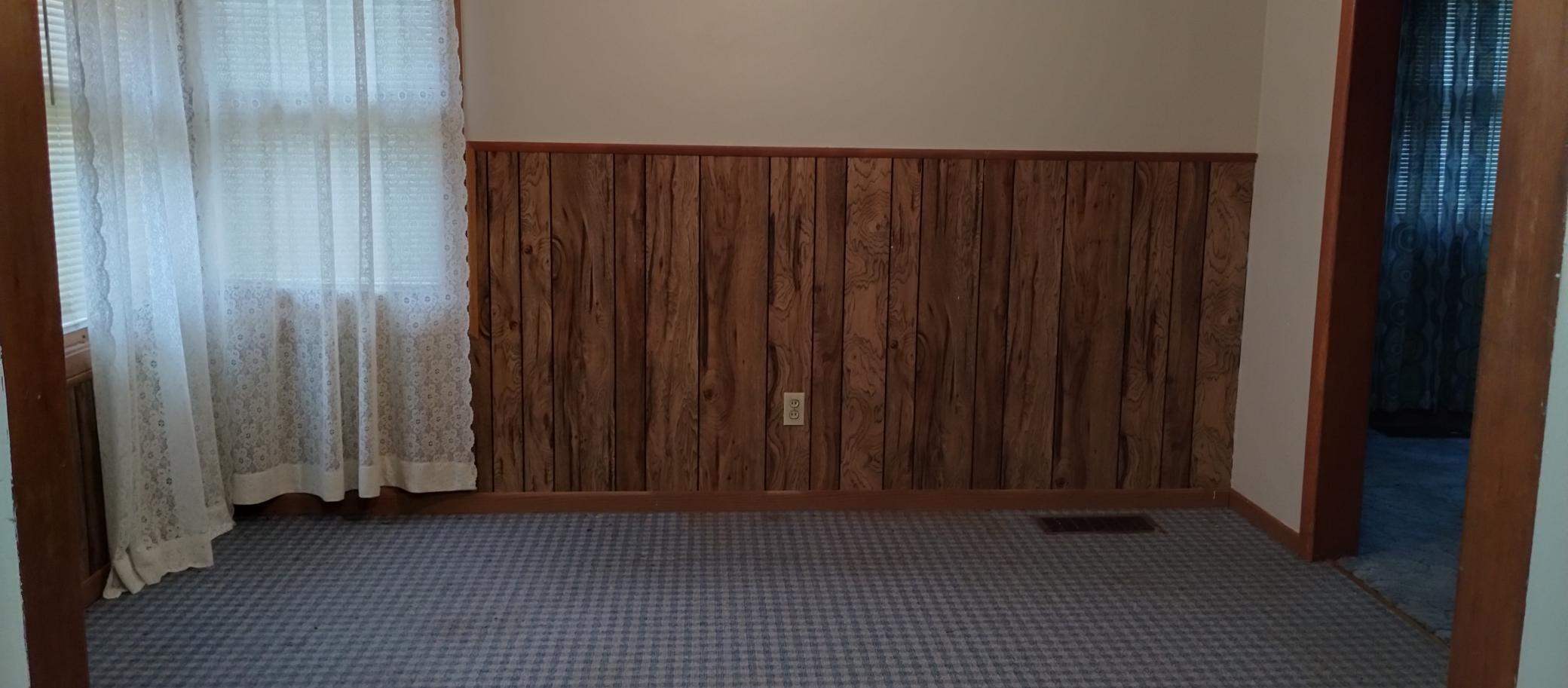1950 single family home for sale at 208 Pine Avenue NW in Bagley, MN — 3 bed, 1 bath (photo 15 of 31)