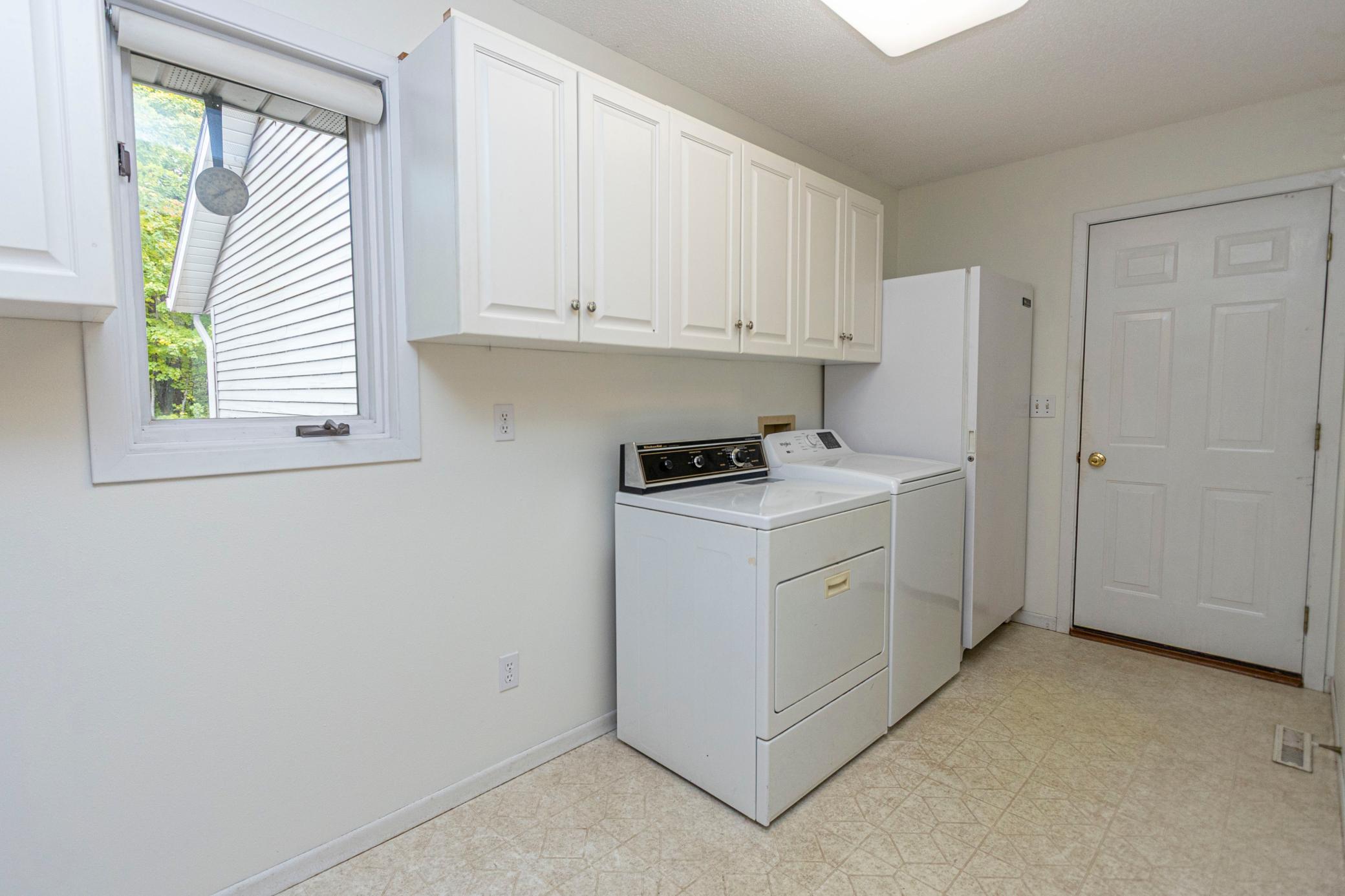 1993 single family home for sale at 1850 Petes Point Lane SW in Alexandria, MN — 4 bed, 3 bath (photo 41 of 84)