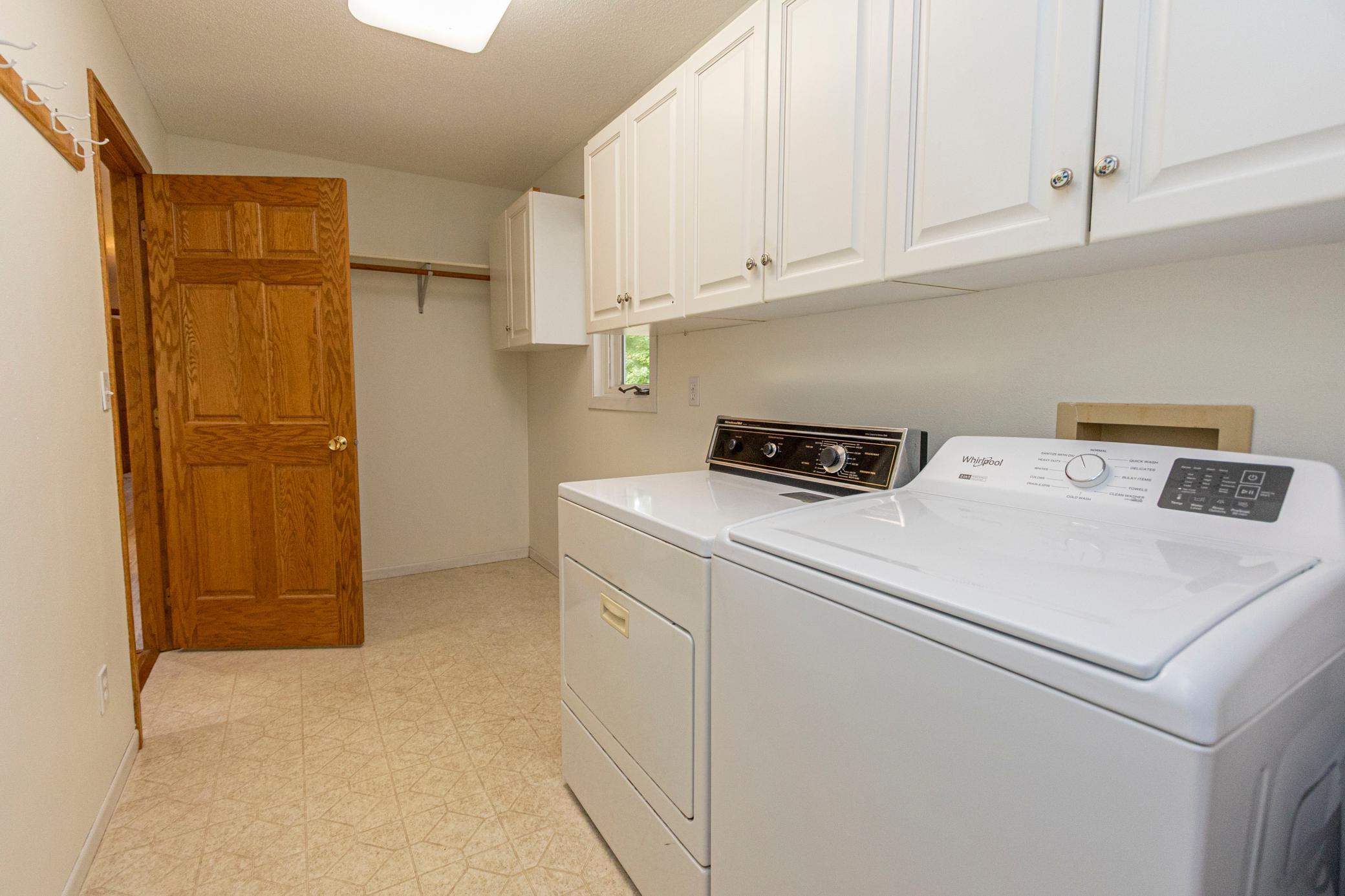 1993 single family home for sale at 1850 Petes Point Lane SW in Alexandria, MN — 4 bed, 3 bath (photo 42 of 84)