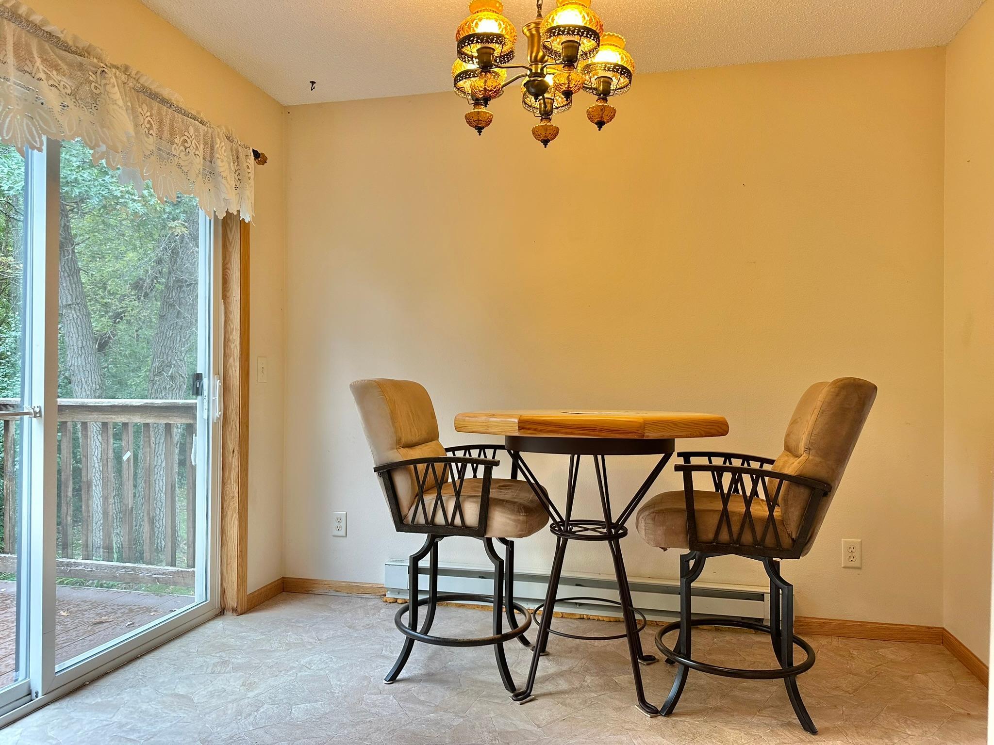 2001 twin home for sale at 806 Pine Street, Unit 5 in Park Rapids, MN — 3 bed, 3 bath (photo 14 of 41)