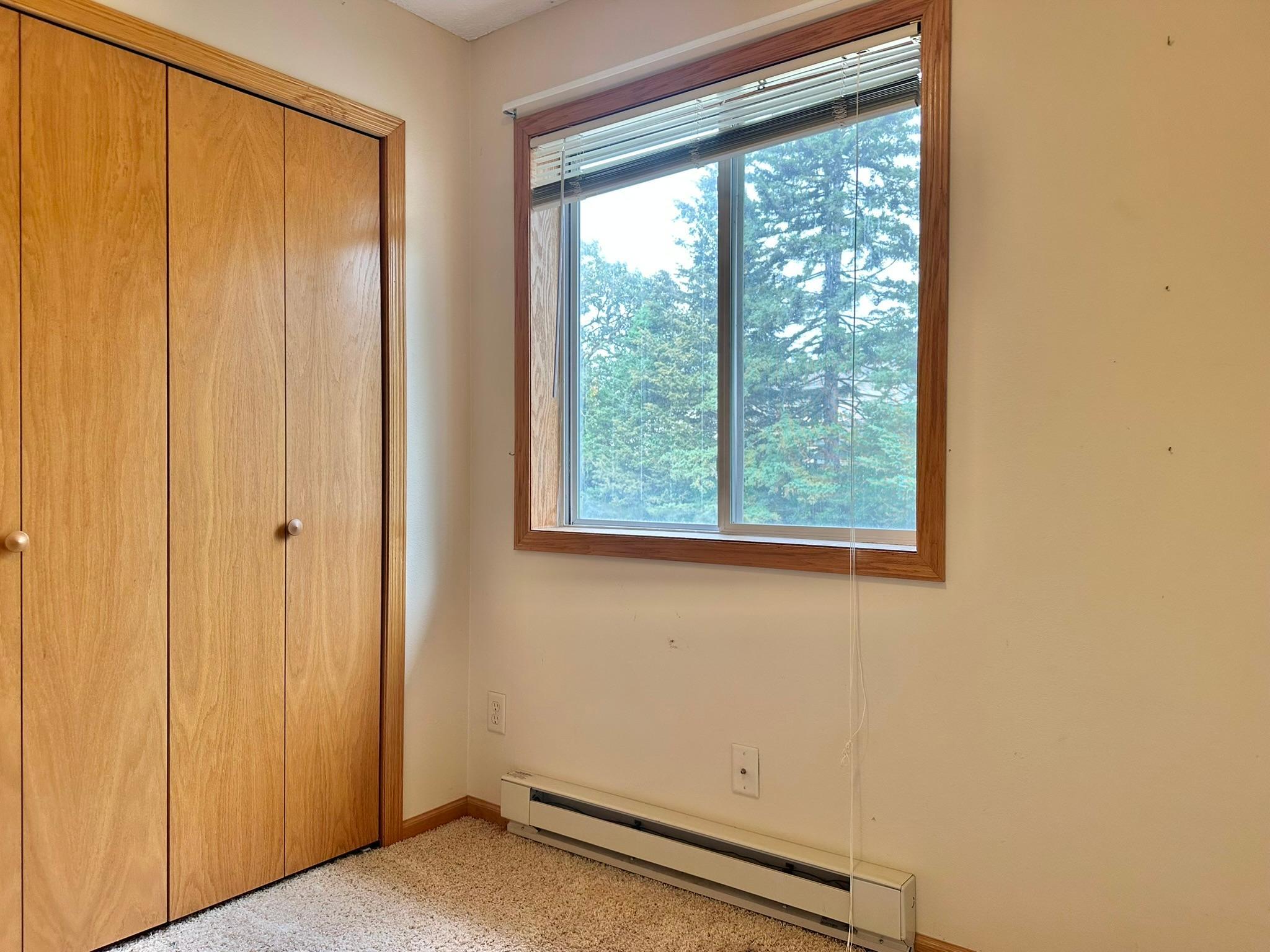 2001 twin home for sale at 806 Pine Street, Unit 5 in Park Rapids, MN — 3 bed, 3 bath (photo 20 of 41)