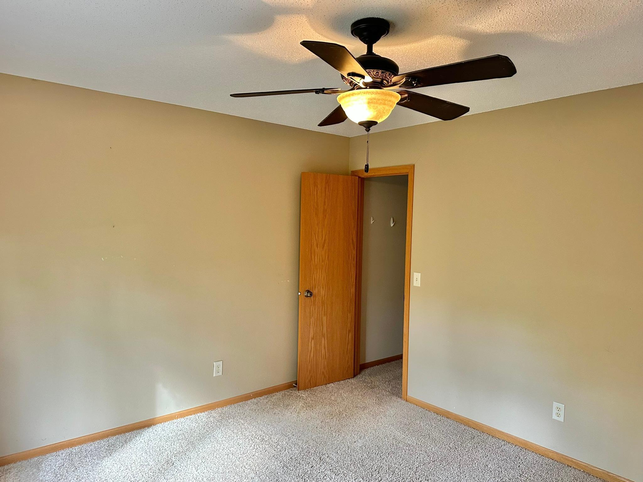 2001 twin home for sale at 806 Pine Street, Unit 5 in Park Rapids, MN — 3 bed, 3 bath (photo 25 of 41)
