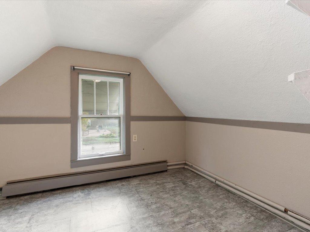 1893 single family home for sale at 619 League Avenue in Brainerd, MN — 1 bed, 1 bath (photo 14 of 20)