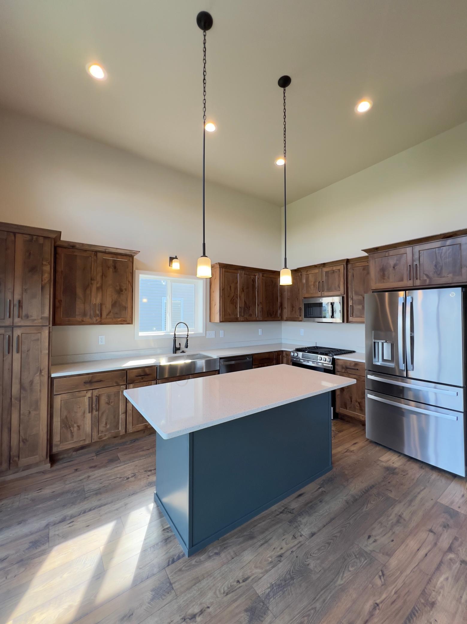 2026 single family home for sale at 6776 32nd Street S in Fargo, ND — 4 bed, 3 bath (photo 11 of 30)