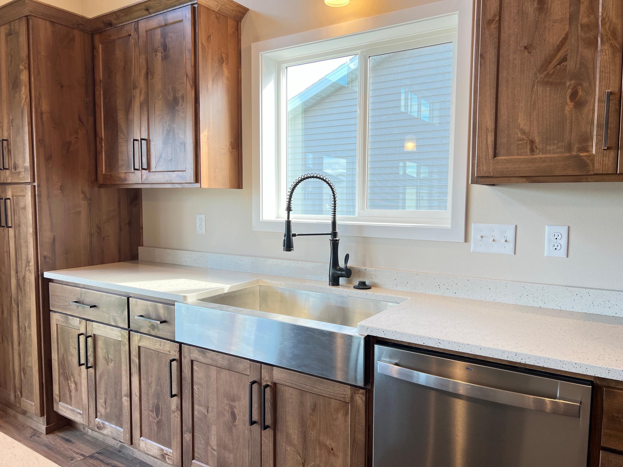 2026 single family home for sale at 6776 32nd Street S in Fargo, ND — 4 bed, 3 bath (photo 13 of 30)