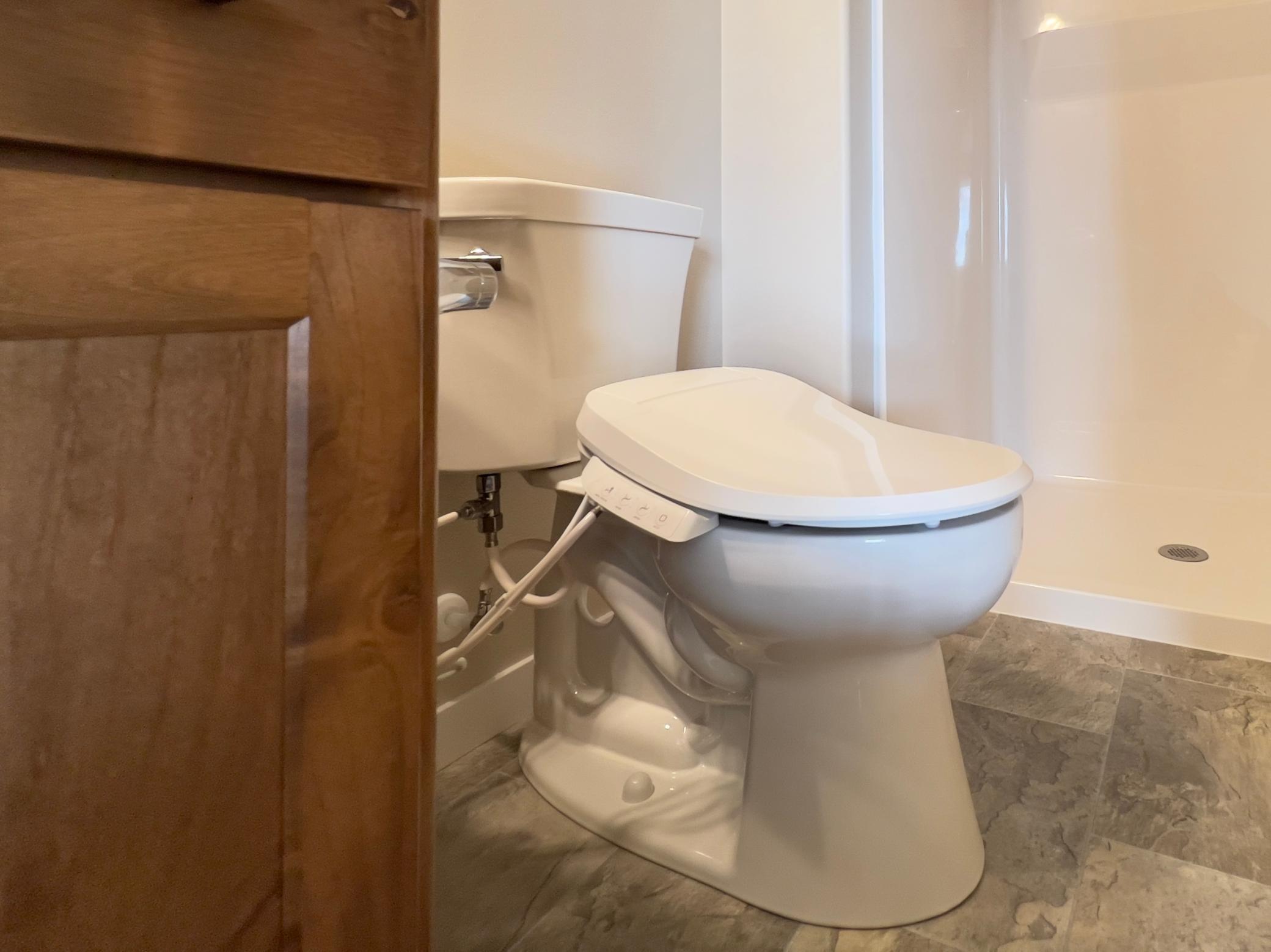 2026 single family home for sale at 6776 32nd Street S in Fargo, ND — 4 bed, 3 bath (photo 20 of 30)