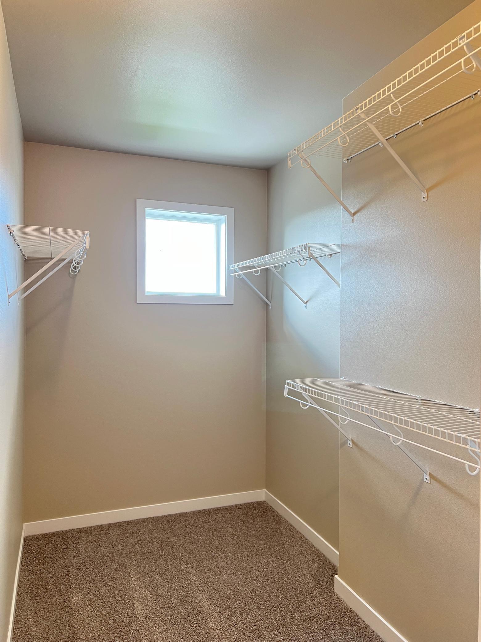 2026 single family home for sale at 6776 32nd Street S in Fargo, ND — 4 bed, 3 bath (photo 21 of 30)