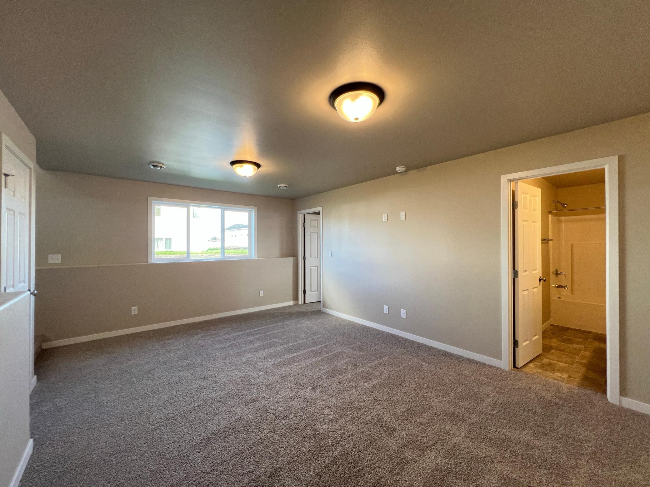 2026 single family home for sale at 6776 32nd Street S in Fargo, ND — 4 bed, 3 bath (photo 26 of 30)