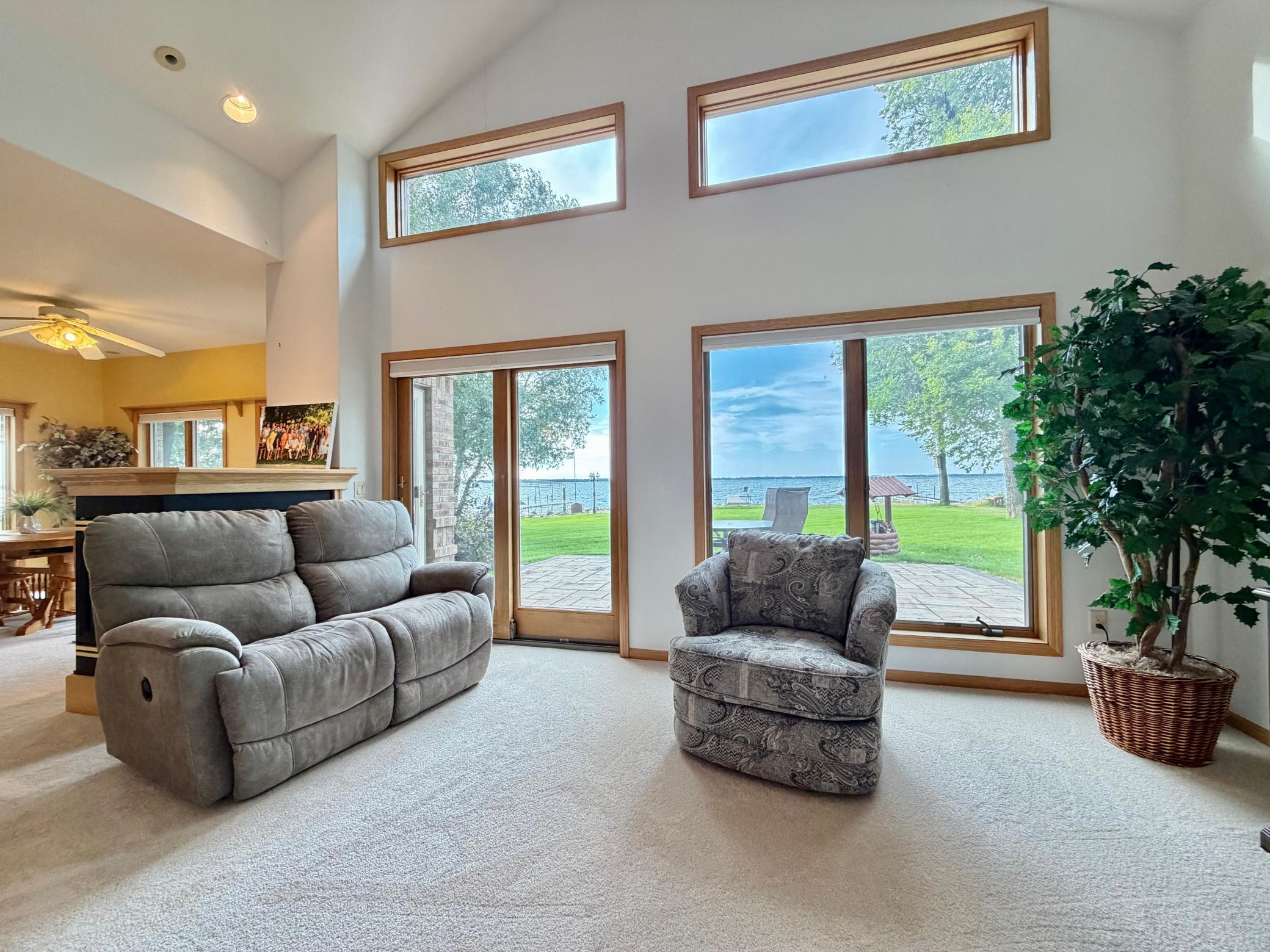 2002 single family home for sale at 41770 Riviera Drive in Ottertail, MN — 2 bed, 2 bath (photo 16 of 53)