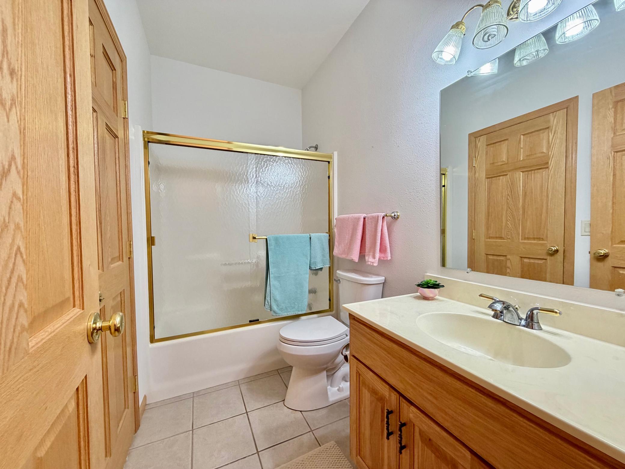 2002 single family home for sale at 41770 Riviera Drive in Ottertail, MN — 2 bed, 2 bath (photo 22 of 53)
