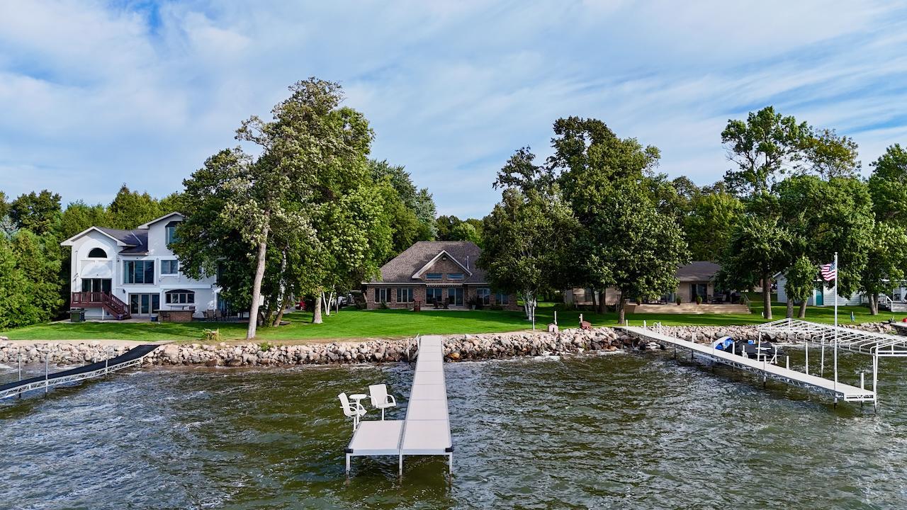 2002 single family home for sale at 41770 Riviera Drive in Ottertail, MN — 2 bed, 2 bath (photo 44 of 53)