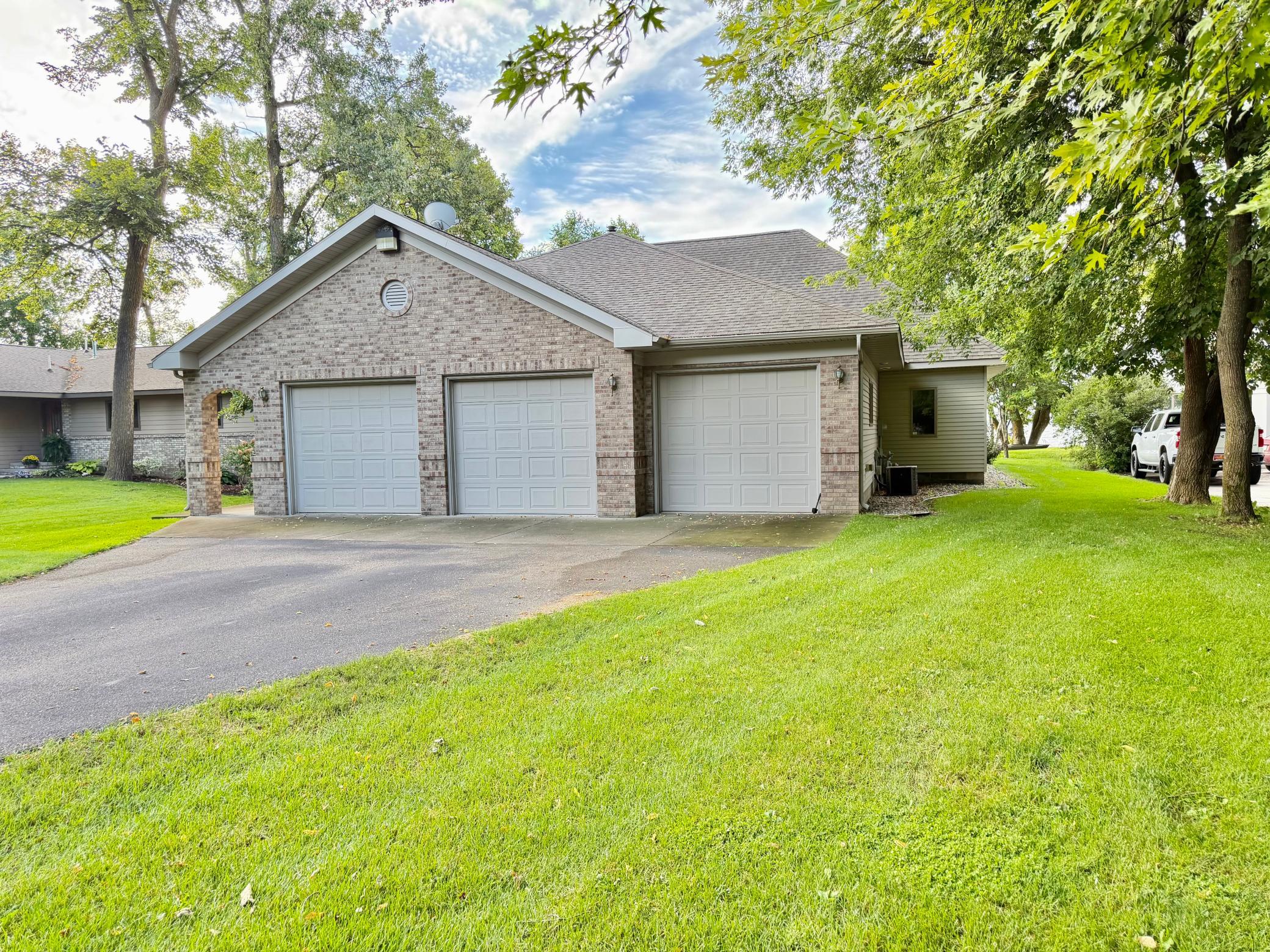 2002 single family home for sale at 41770 Riviera Drive in Ottertail, MN — 2 bed, 2 bath (photo 6 of 53)