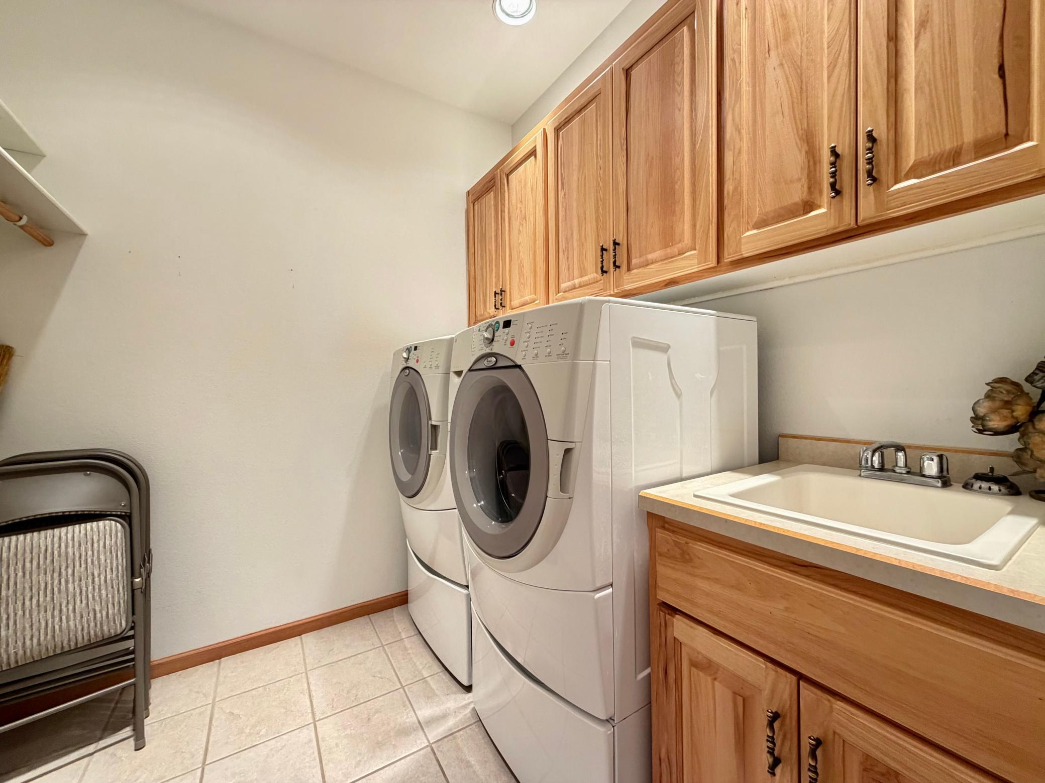 2002 single family home for sale at 41770 Riviera Drive in Ottertail, MN — 2 bed, 2 bath (photo 9 of 53)