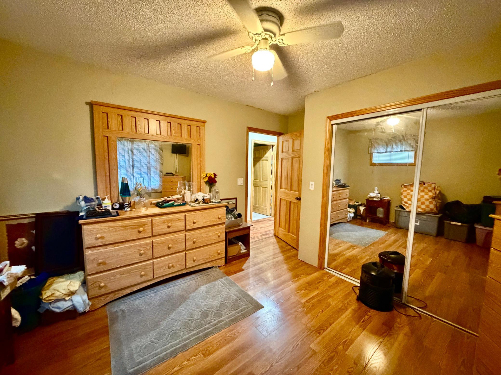 2005 single family home for sale at 37742 N Eagle Lake Road in Battle Lake, MN — 2 bed, 1 bath (photo 11 of 19)