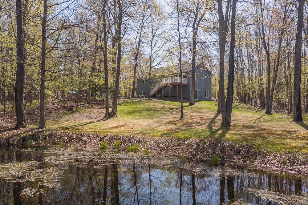 2004 single family home for sale at 8080 County Road 127 in Brainerd, MN — 4 bed, 3 bath (photo 3 of 50)