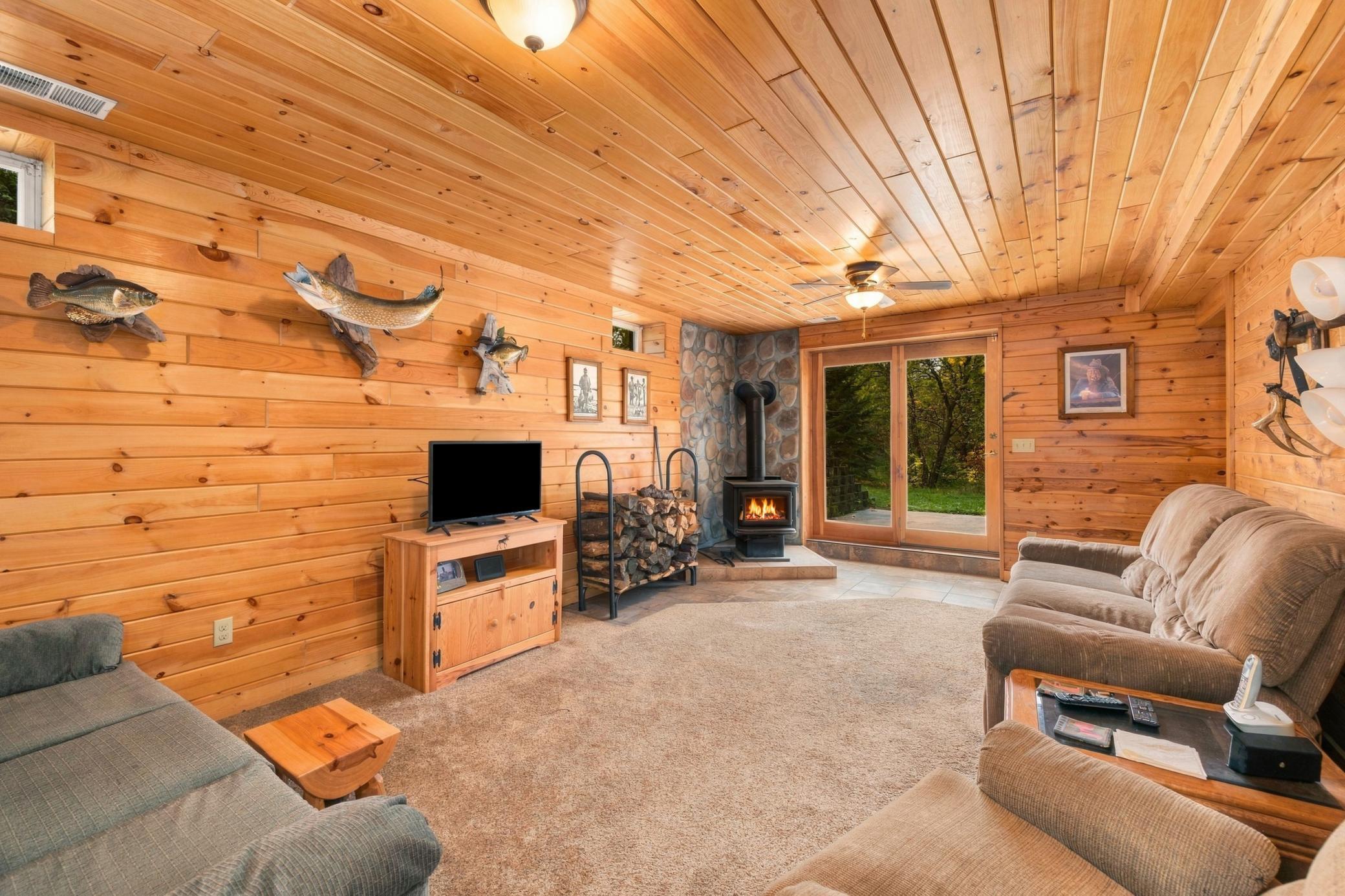 2004 single family home for sale at 15450 130th Street in Menahga, MN — 2 bed, 2 bath (photo 15 of 28)