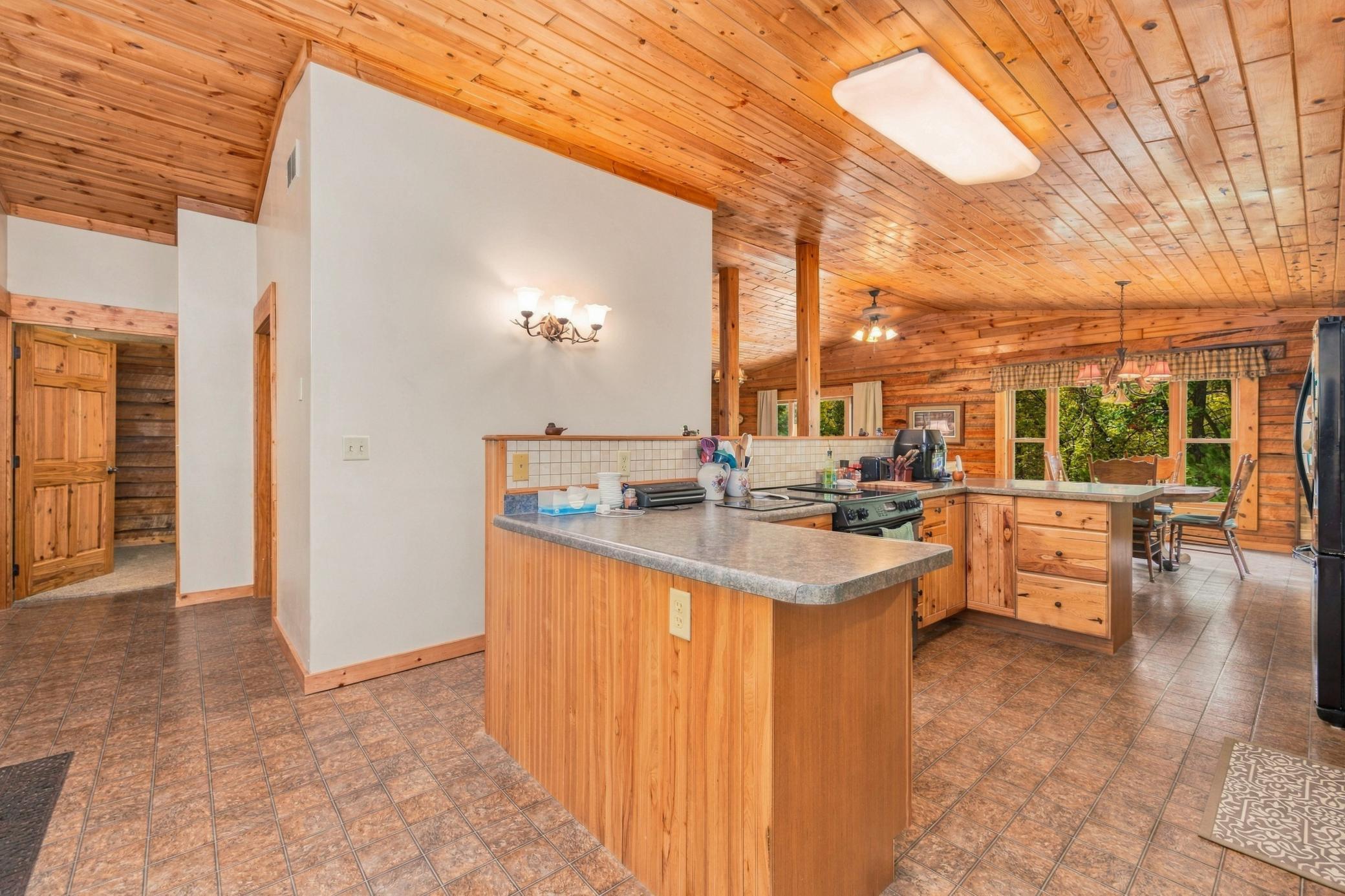 2004 single family home for sale at 15450 130th Street in Menahga, MN — 2 bed, 2 bath (photo 7 of 28)