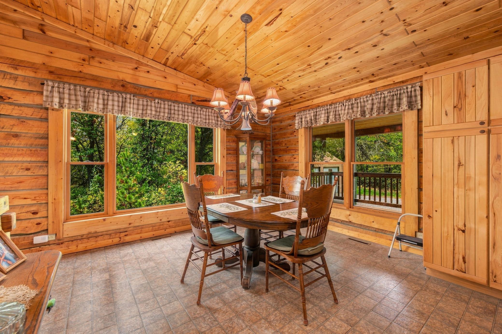 2004 single family home for sale at 15450 130th Street in Menahga, MN — 2 bed, 2 bath (photo 10 of 28)