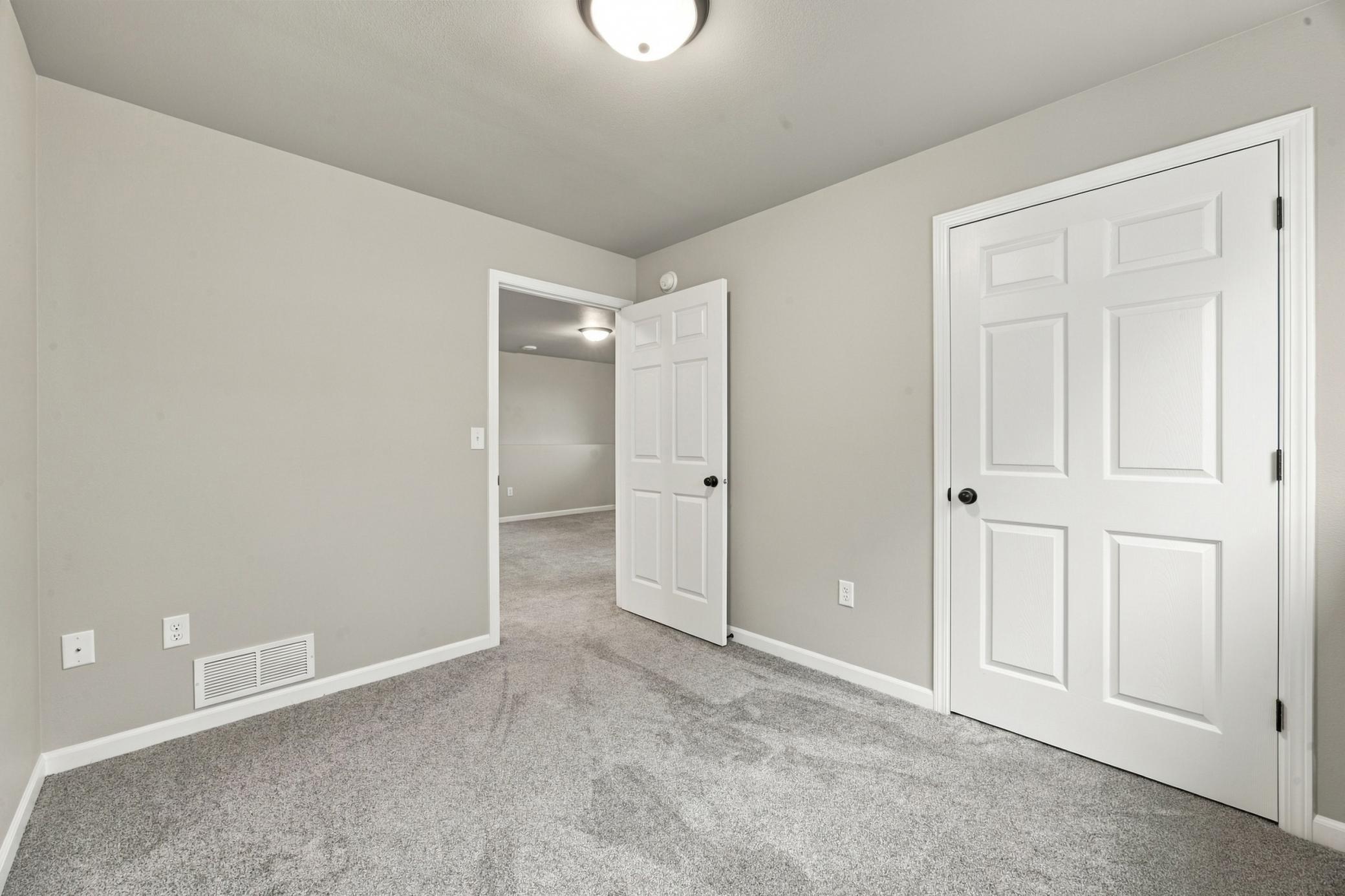 2023 single family home for sale at 7691 Cub Creek Way in Horace, ND — 3 bed, 2 bath (photo 25 of 27)