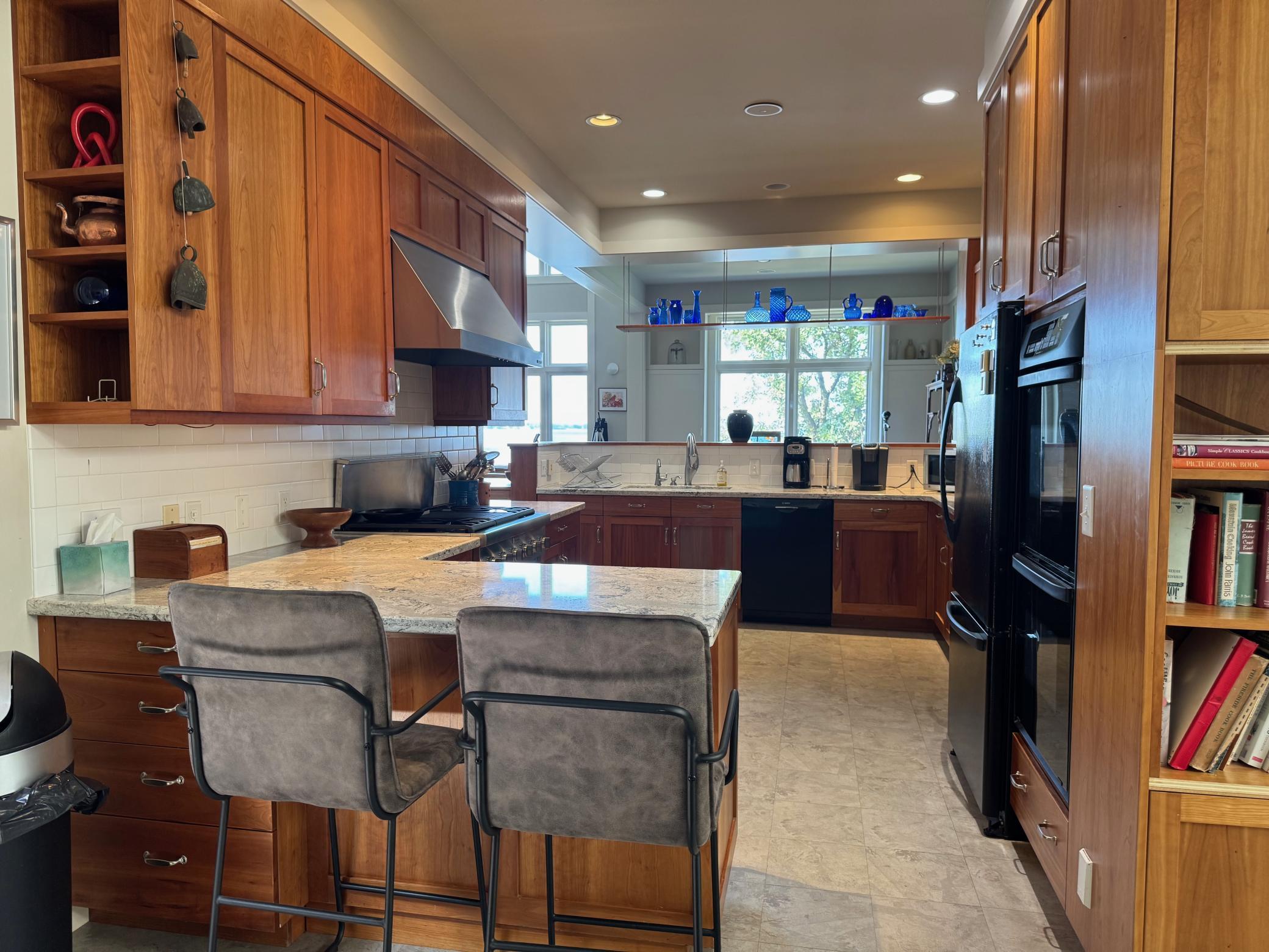 1998 single family home for sale at 507 E Front Street in Battle Lake, MN — 5 bed, 3 bath (photo 21 of 97)