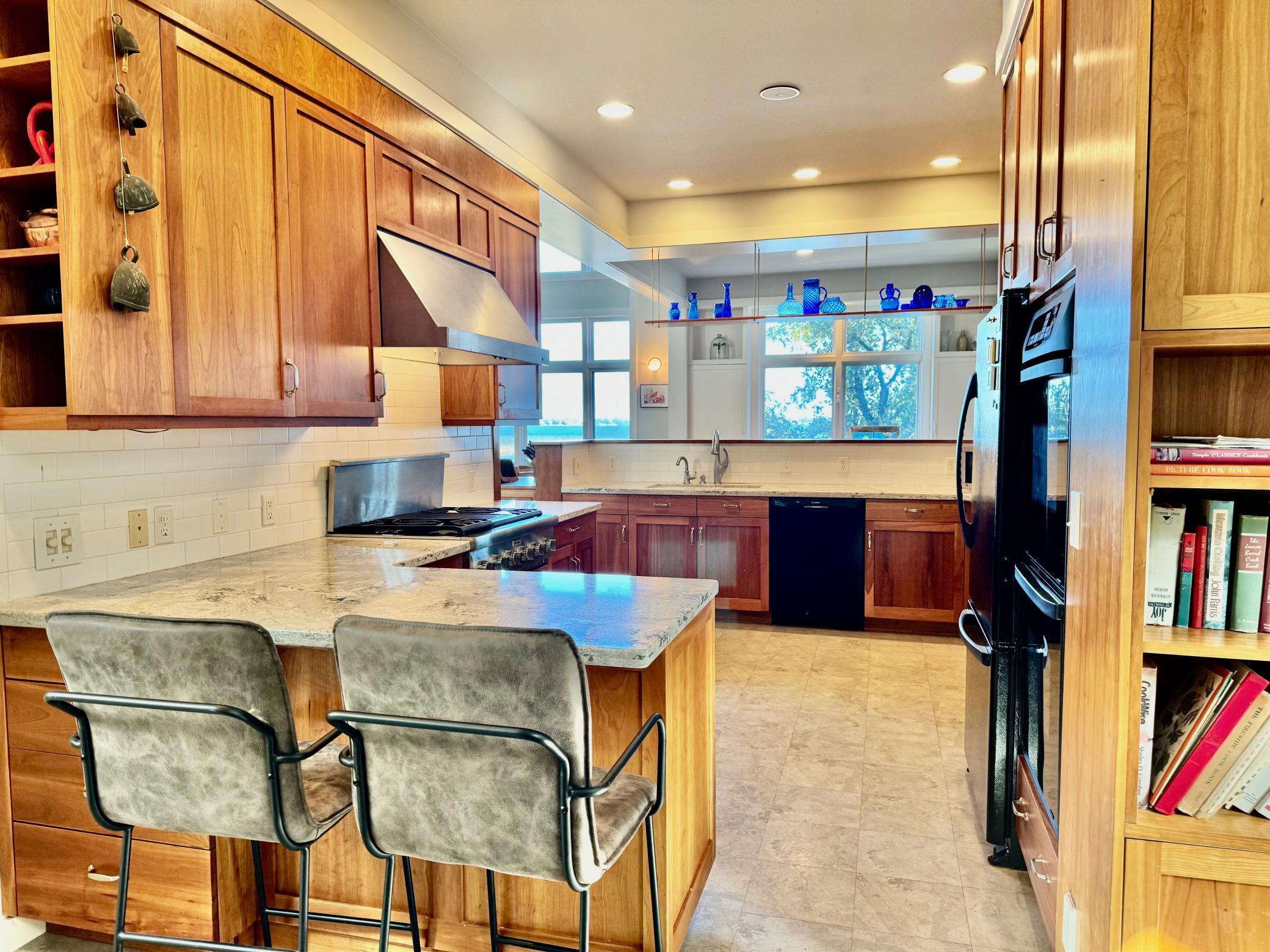 1998 single family home for sale at 507 E Front Street in Battle Lake, MN — 5 bed, 3 bath (photo 73 of 97)