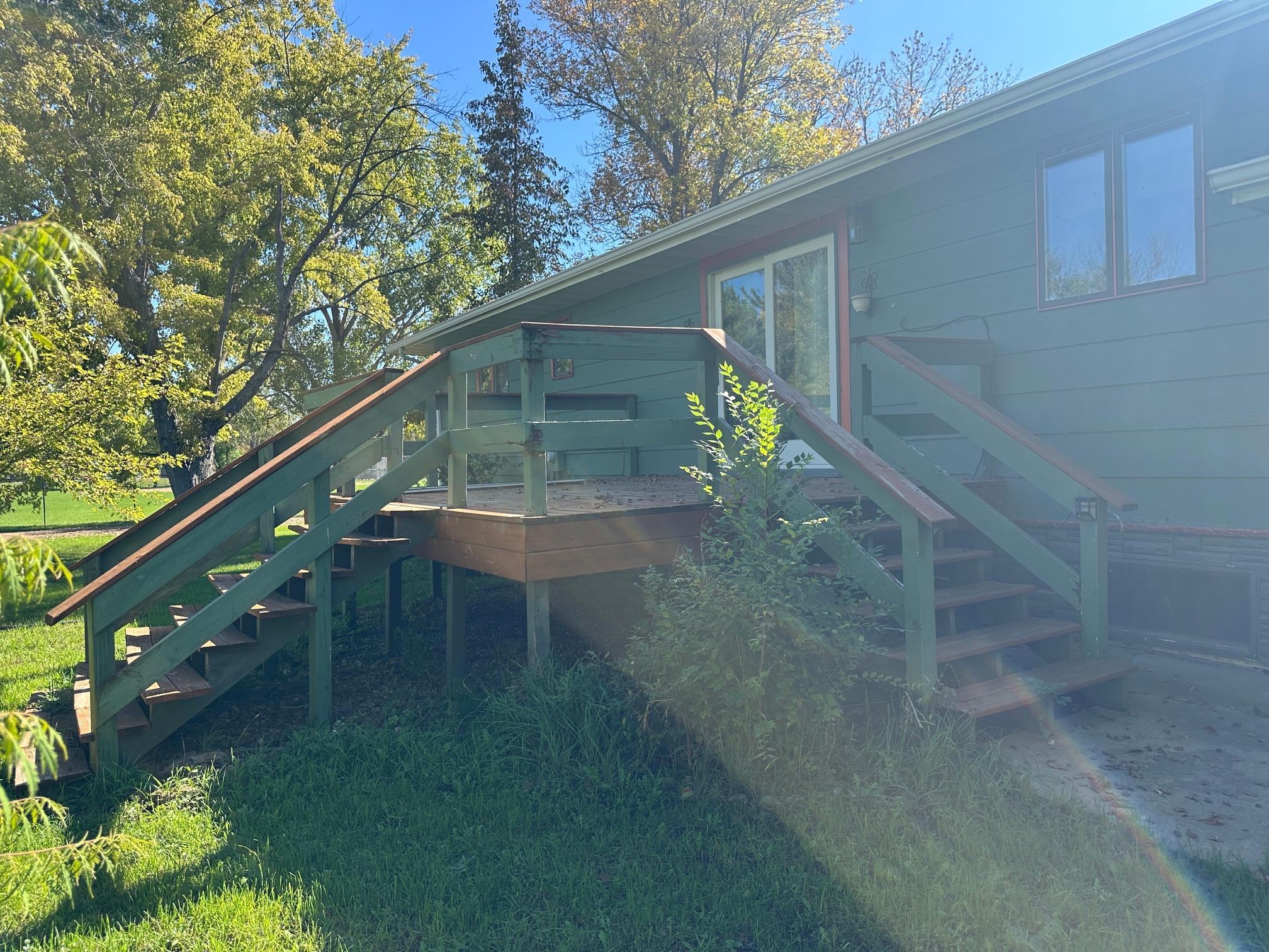 1957 single family home for sale at 408 3rd Avenue NW in LaMoure, ND — 3 bed, 2 bath (photo 34 of 46)