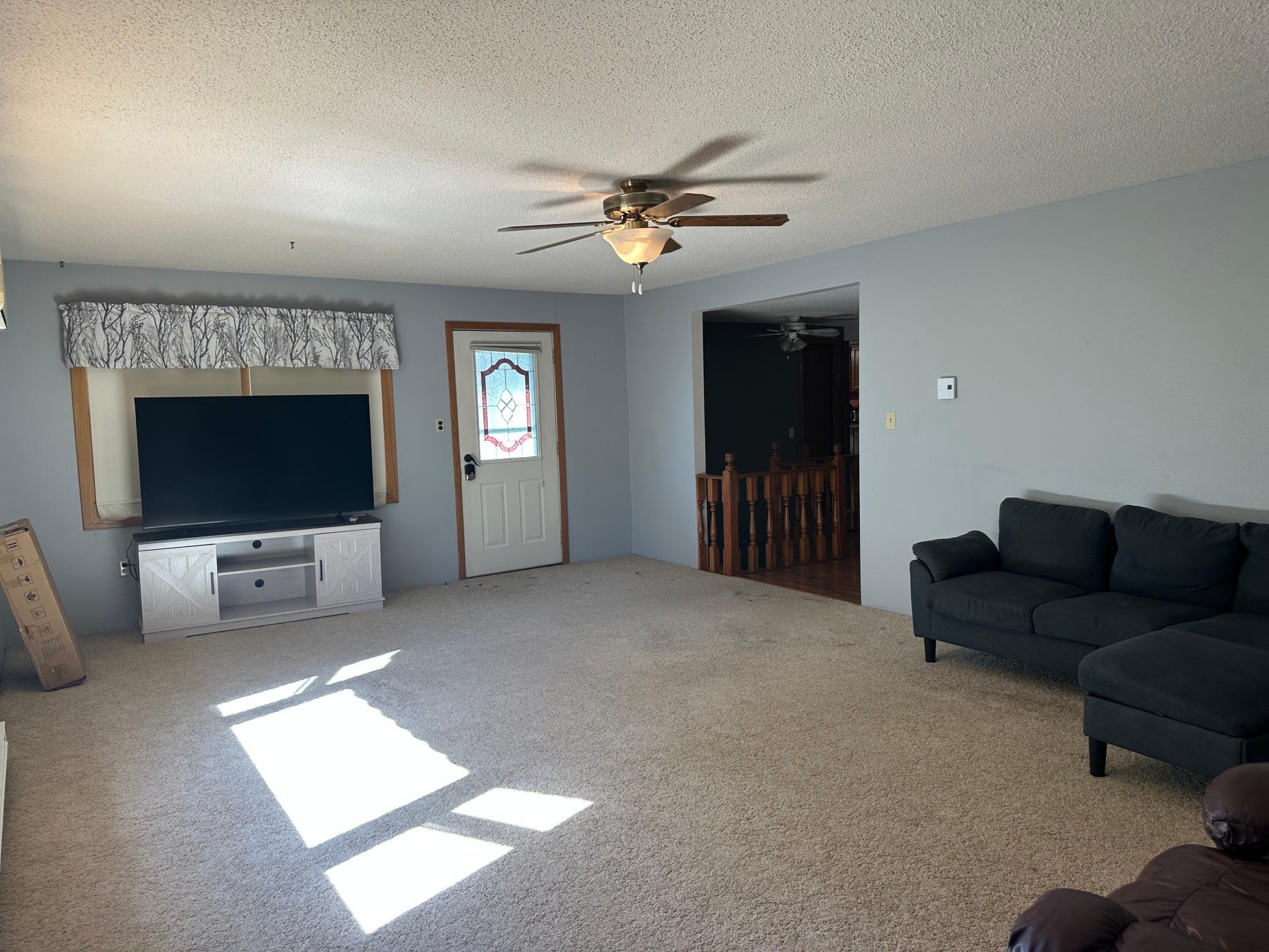 1957 single family home for sale at 408 3rd Avenue NW in LaMoure, ND — 3 bed, 2 bath (photo 6 of 46)