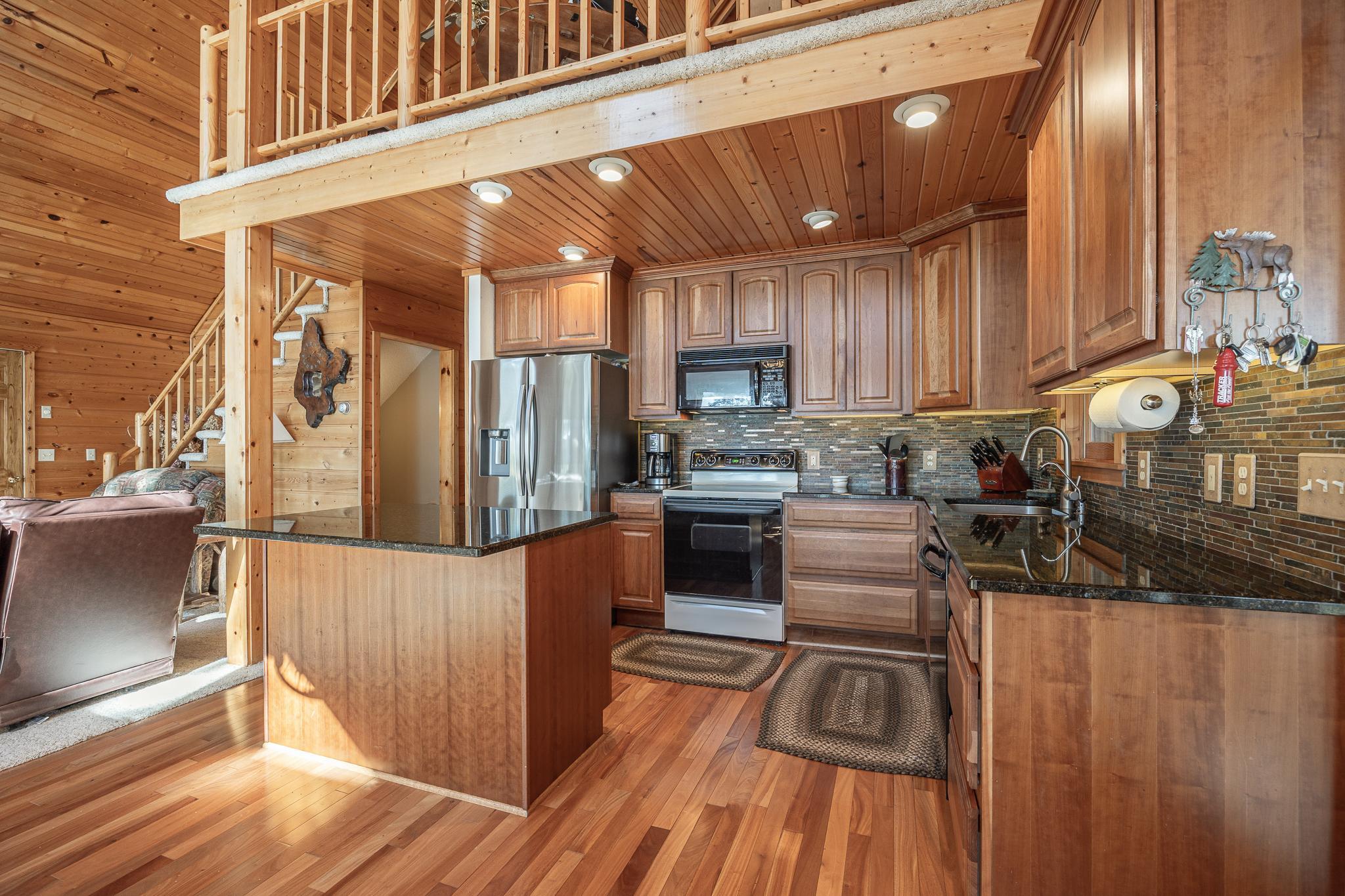 1995 single family home for sale at 181 Broadwater Lane NE in Longville, MN — 3 bed, 2 bath (photo 12 of 59)