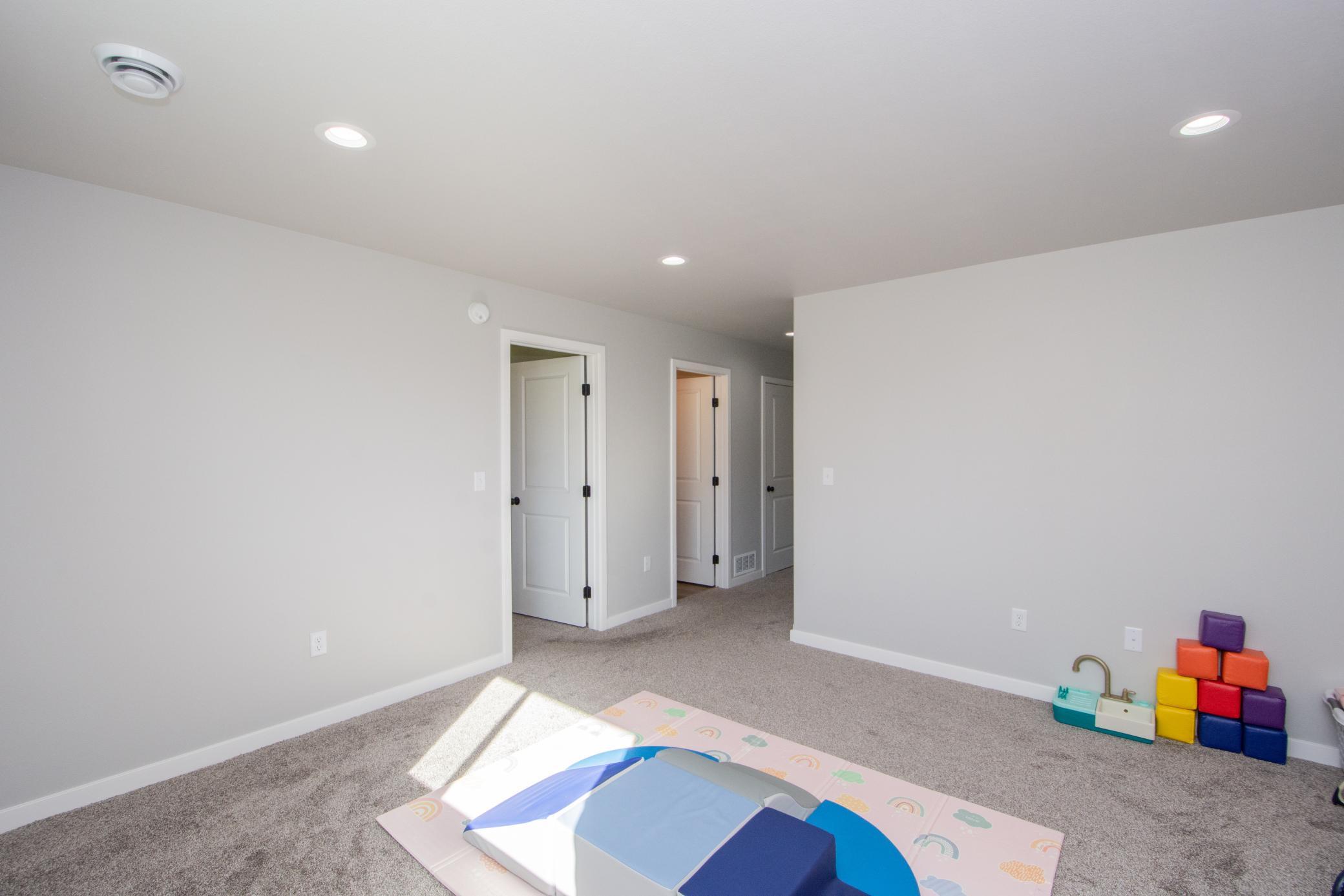 2025 single family home for sale at 6216 86th Avenue S in Horace, ND — 4 bed, 3 bath (photo 34 of 46)