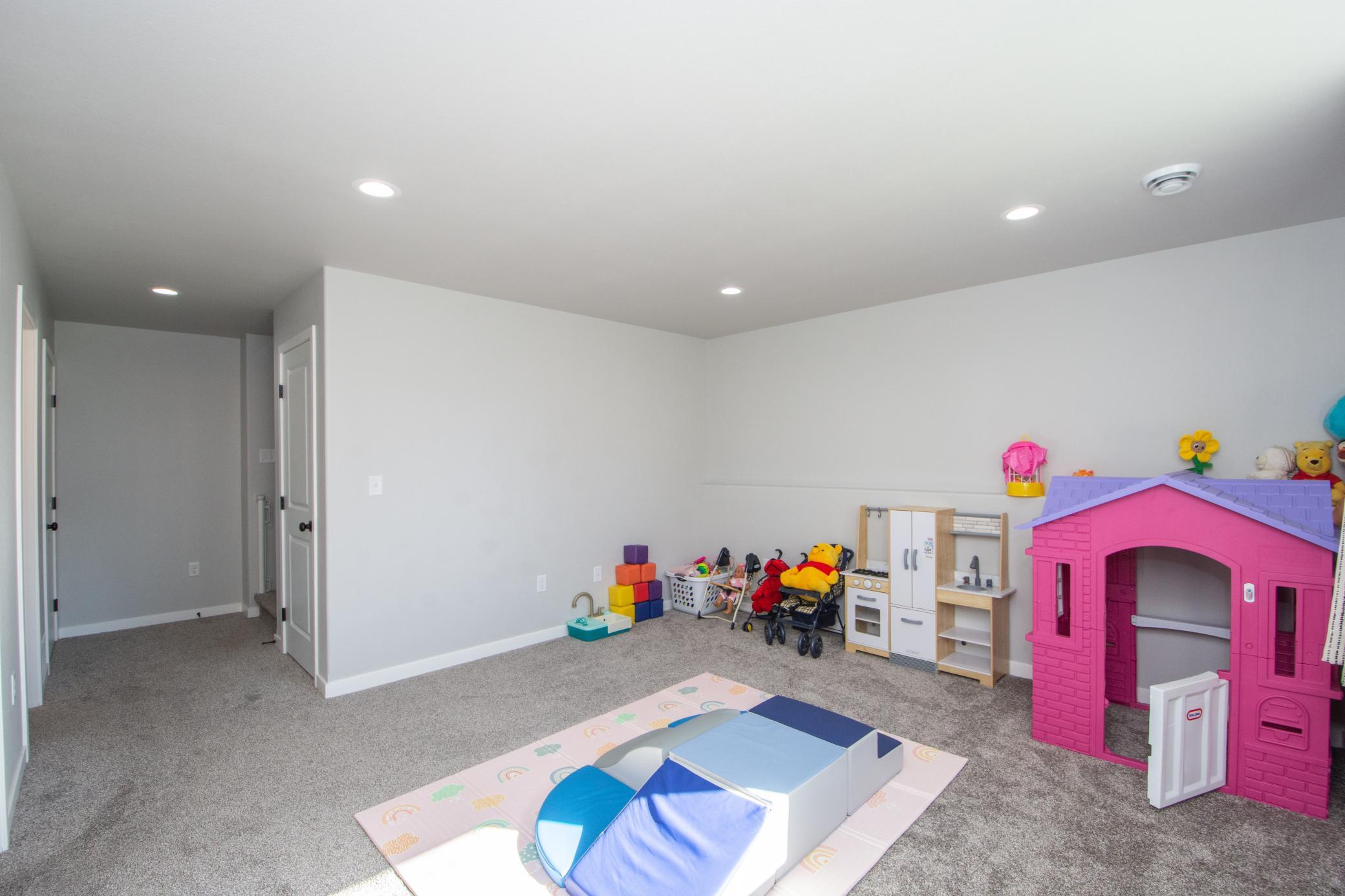 2025 single family home for sale at 6216 86th Avenue S in Horace, ND — 4 bed, 3 bath (photo 35 of 46)