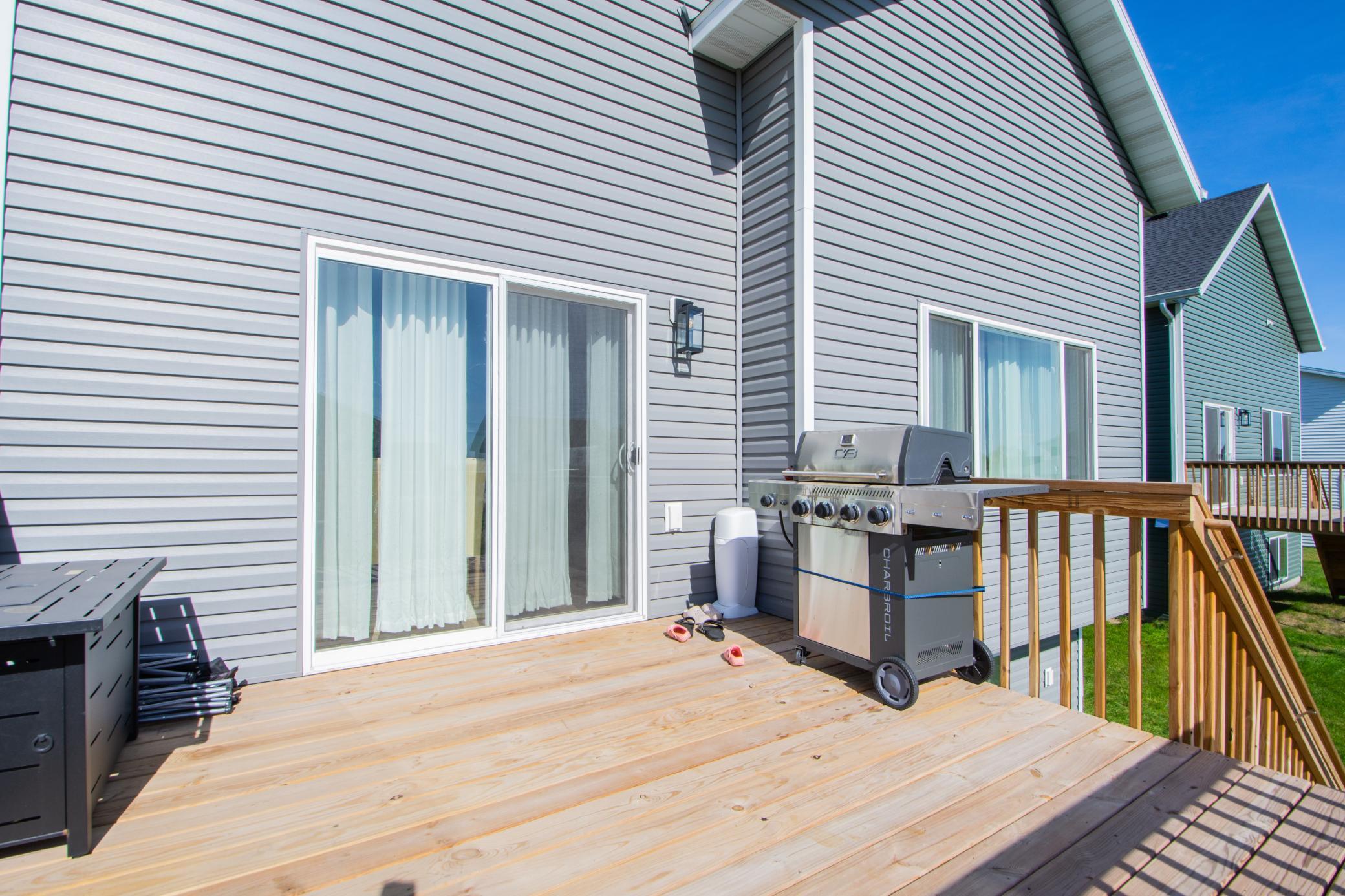 2025 single family home for sale at 6216 86th Avenue S in Horace, ND — 4 bed, 3 bath (photo 43 of 46)