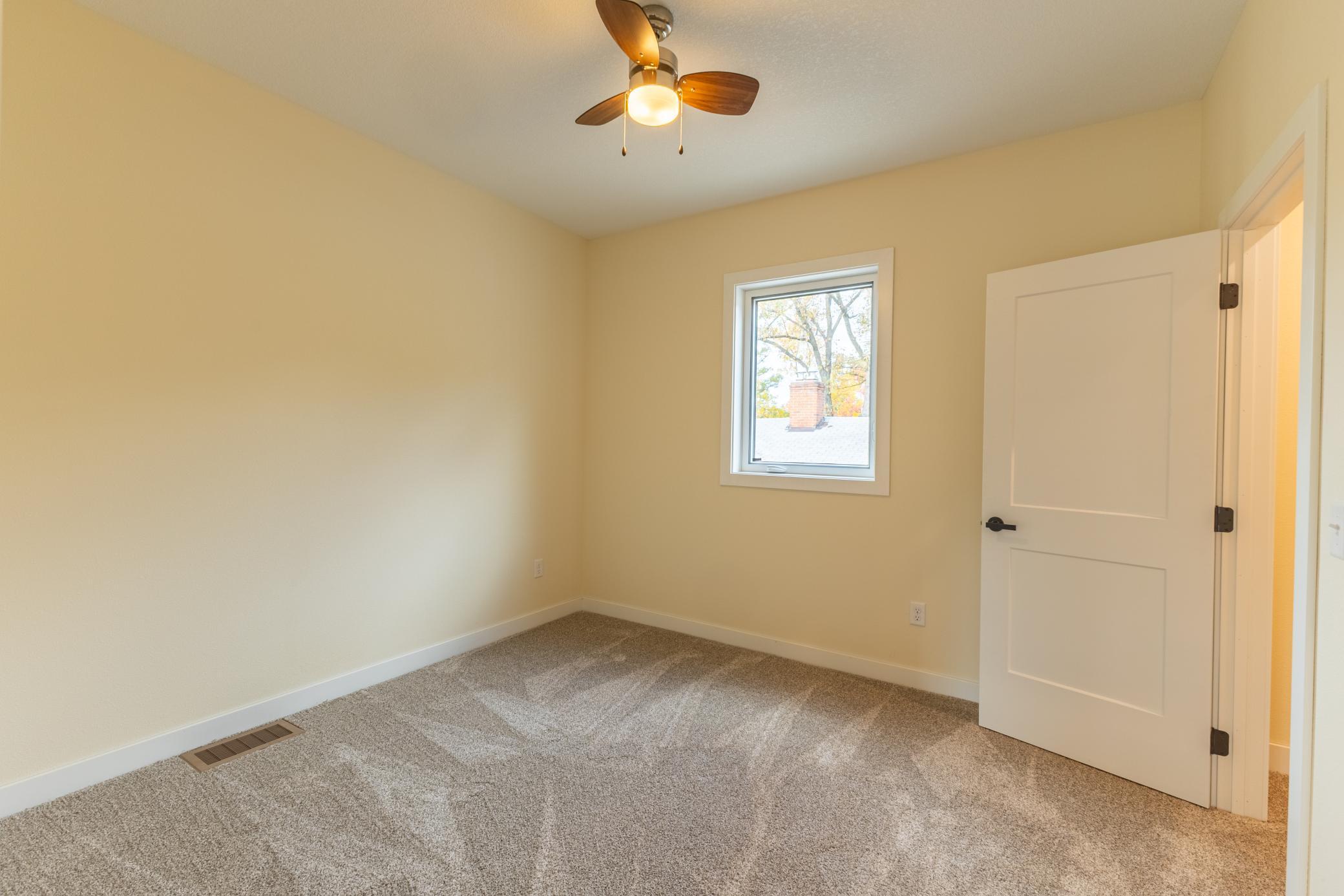 1930 single family home for sale at 1145 Roosevelt Avenue in Detroit Lakes, MN — 3 bed, 2 bath (photo 21 of 58)