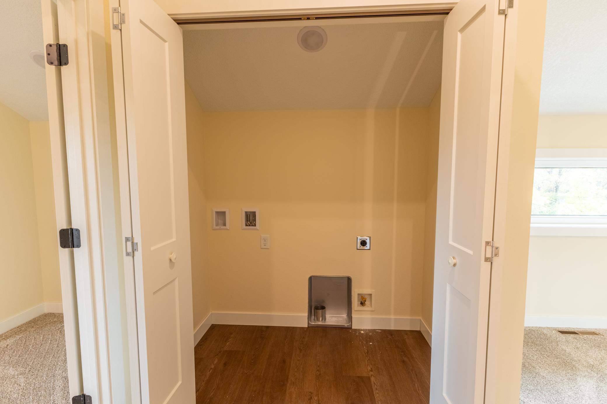 1930 single family home for sale at 1145 Roosevelt Avenue in Detroit Lakes, MN — 3 bed, 2 bath (photo 29 of 58)