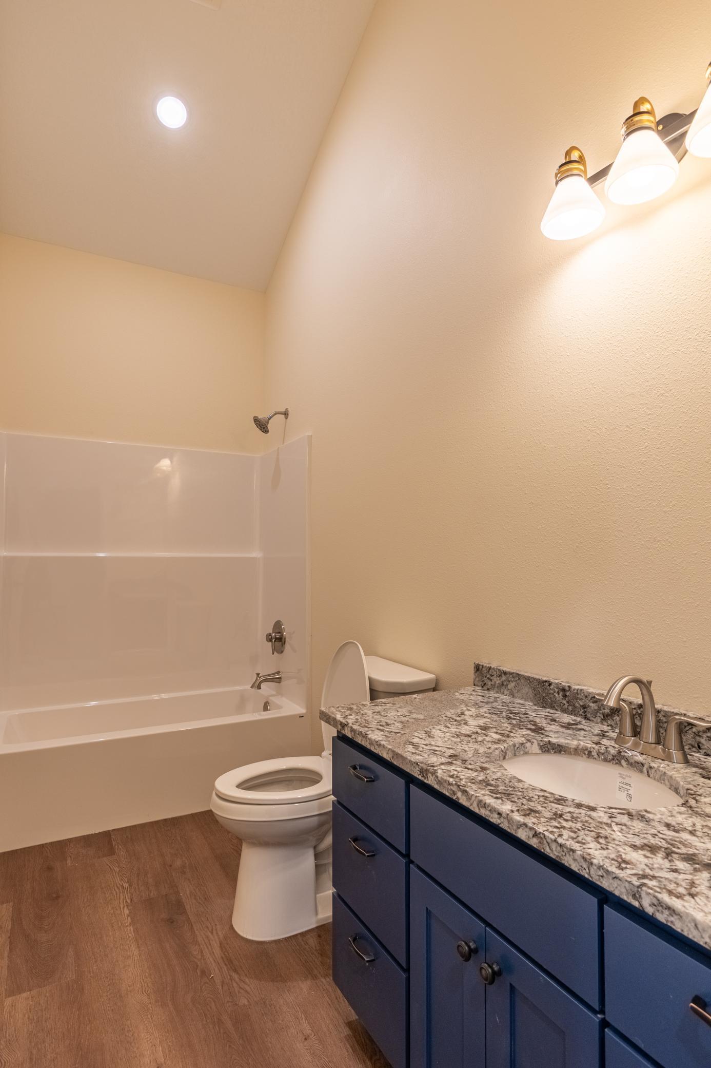 1930 single family home for sale at 1145 Roosevelt Avenue in Detroit Lakes, MN — 3 bed, 2 bath (photo 30 of 58)