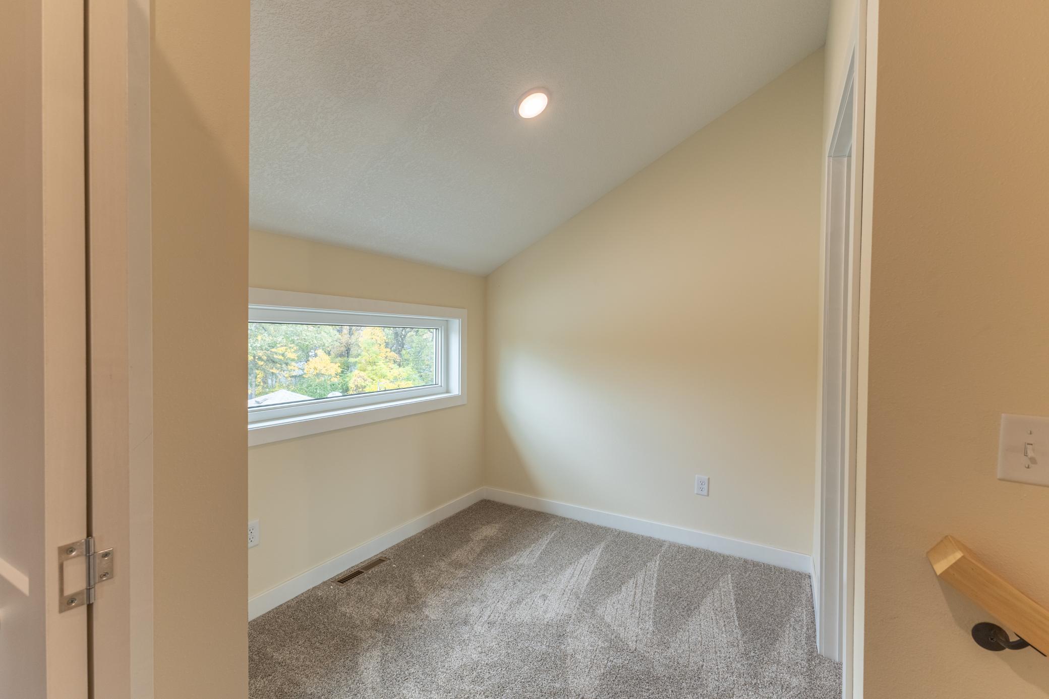 1930 single family home for sale at 1145 Roosevelt Avenue in Detroit Lakes, MN — 3 bed, 2 bath (photo 36 of 58)