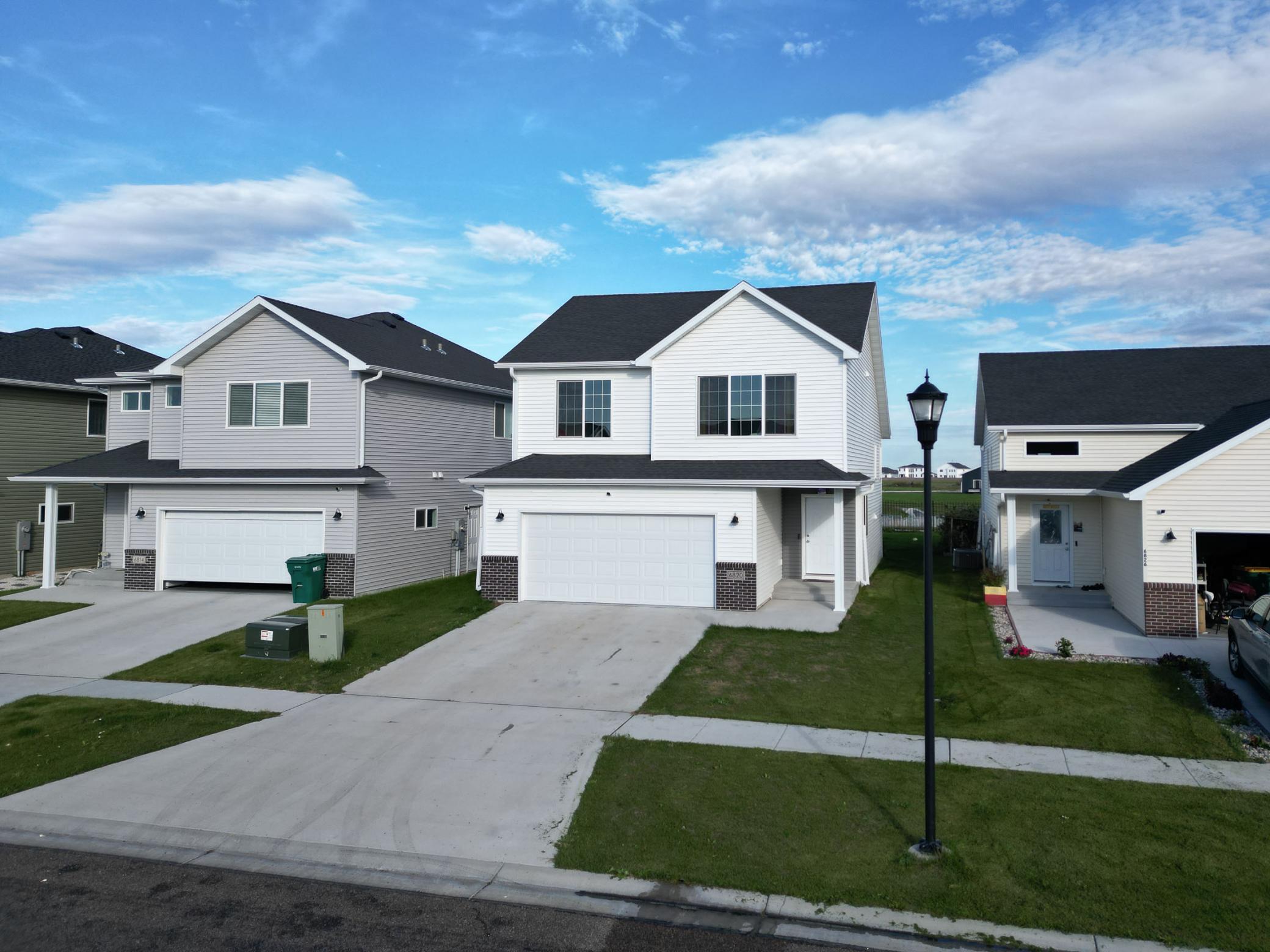 2023 single family home for sale at 6820 JOSEPH Street in Horace, ND — 3 bed, 3 bath (photo 2 of 48)