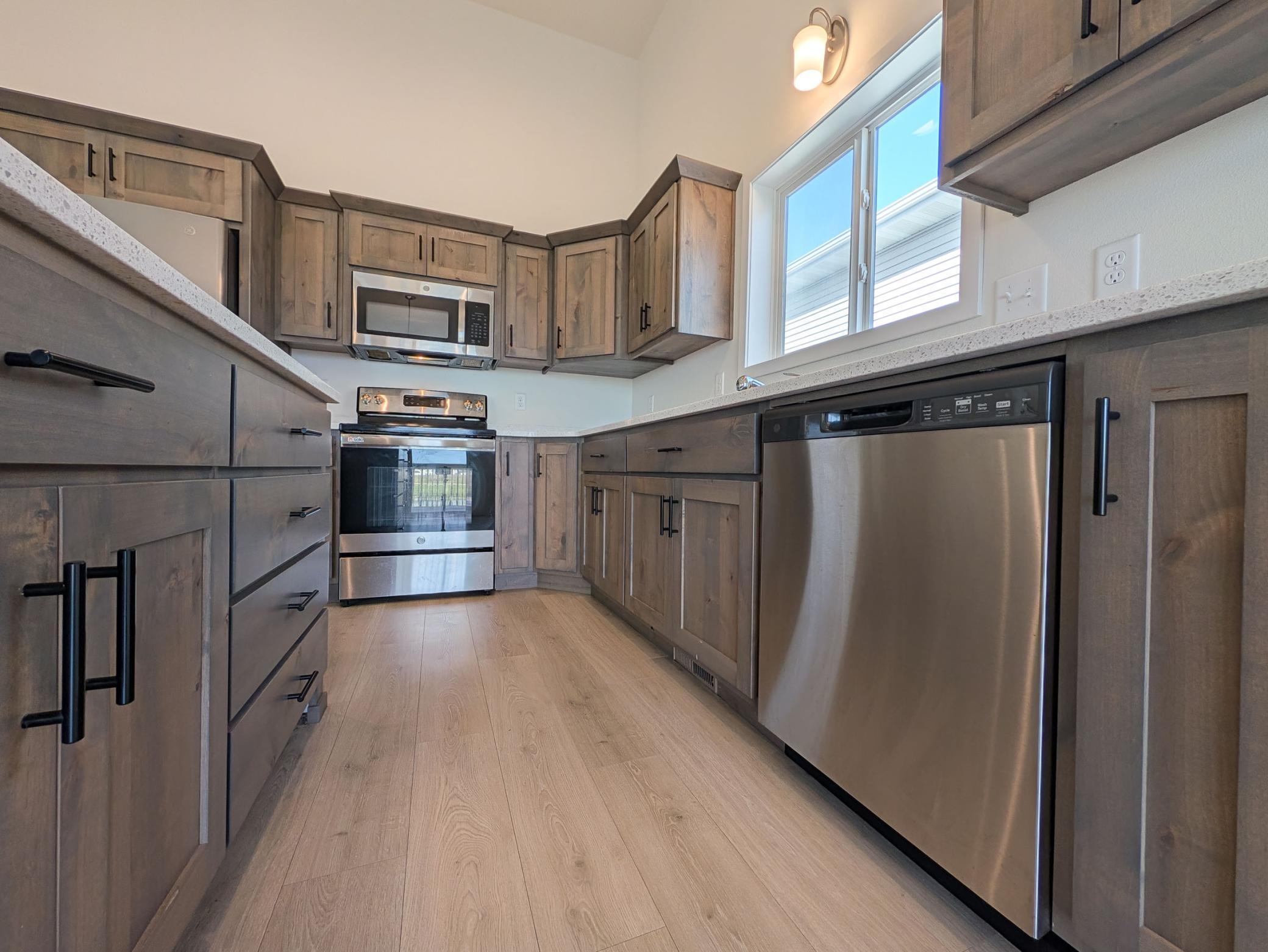2023 single family home for sale at 6820 JOSEPH Street in Horace, ND — 3 bed, 3 bath (photo 18 of 48)