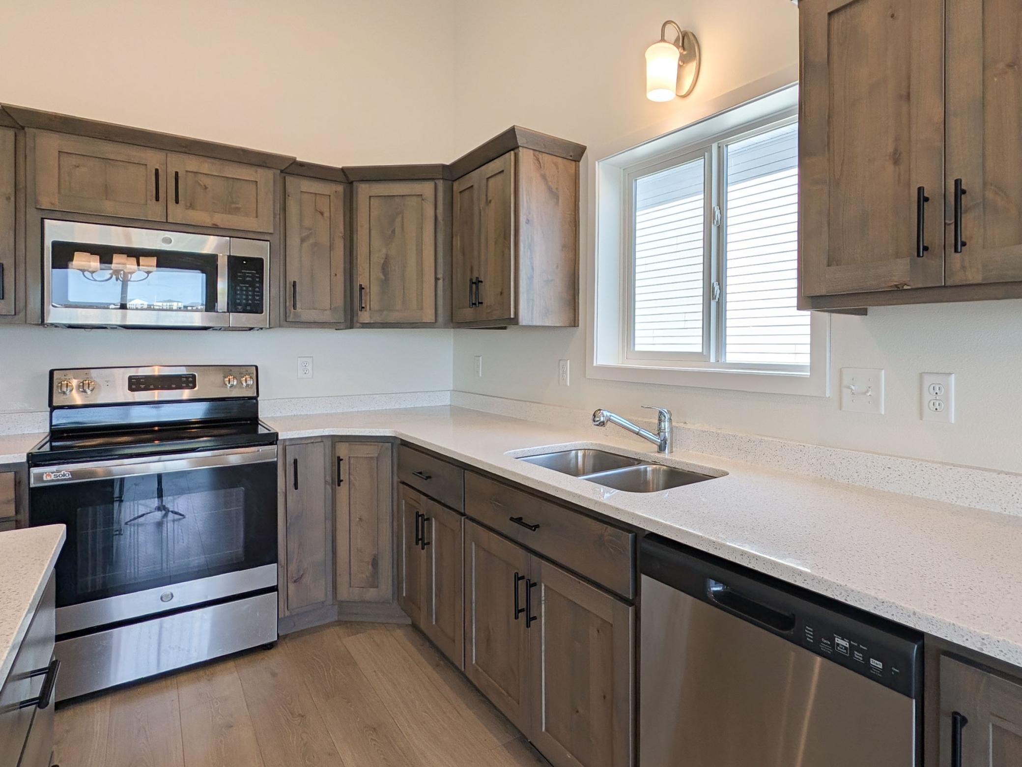 2023 single family home for sale at 6820 JOSEPH Street in Horace, ND — 3 bed, 3 bath (photo 19 of 48)