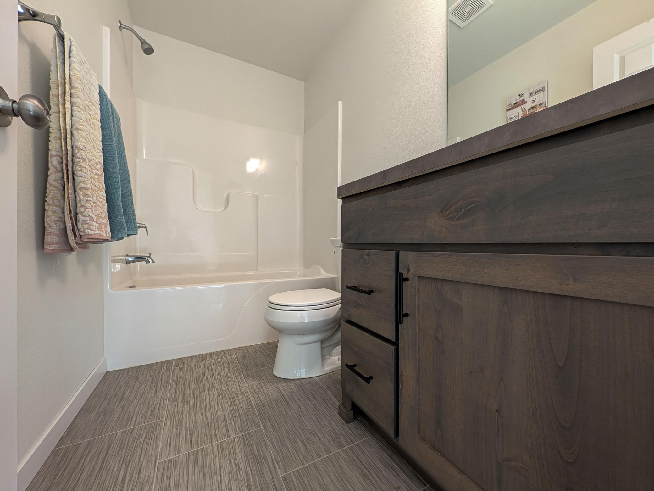 2023 single family home for sale at 6820 JOSEPH Street in Horace, ND — 3 bed, 3 bath (photo 33 of 48)