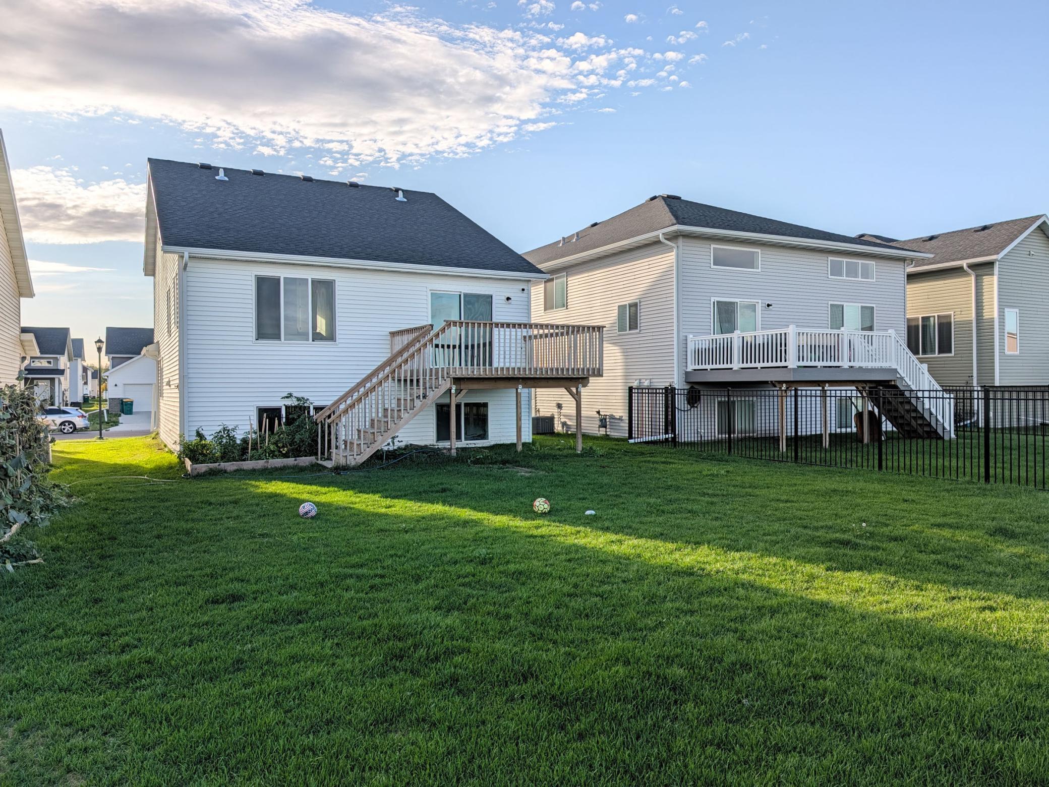 2023 single family home for sale at 6820 JOSEPH Street in Horace, ND — 3 bed, 3 bath (photo 6 of 48)