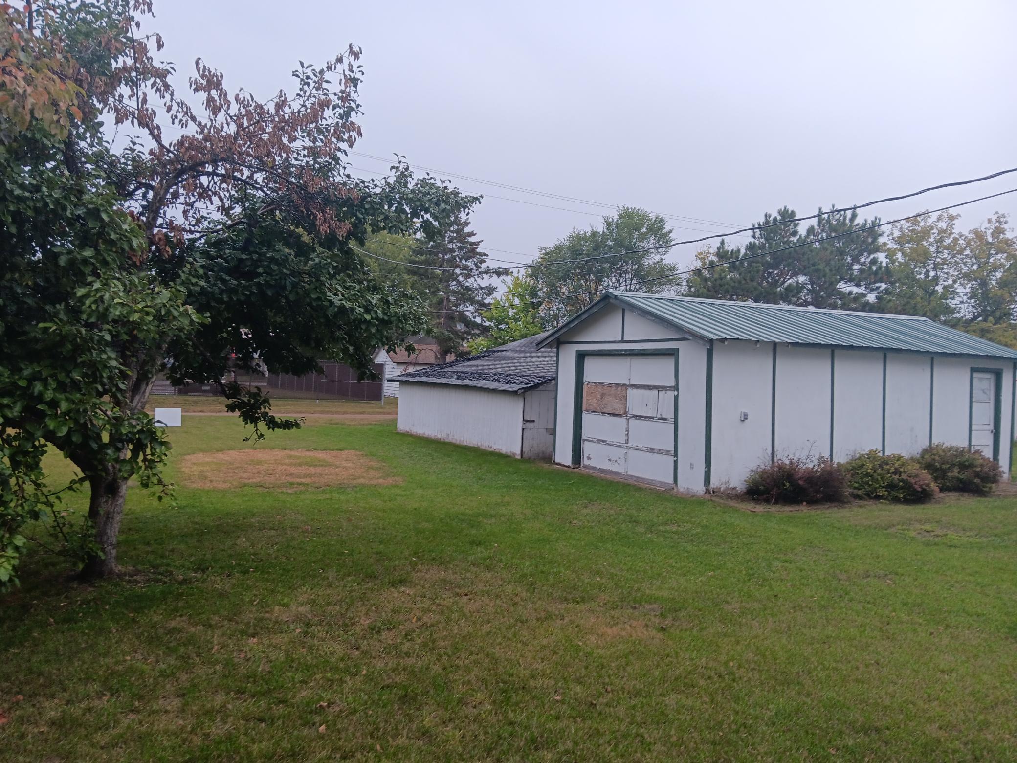1947 single family home for sale at 503 2nd Street W in Park Rapids, MN — 2 bed, 2 bath (photo 35 of 43)