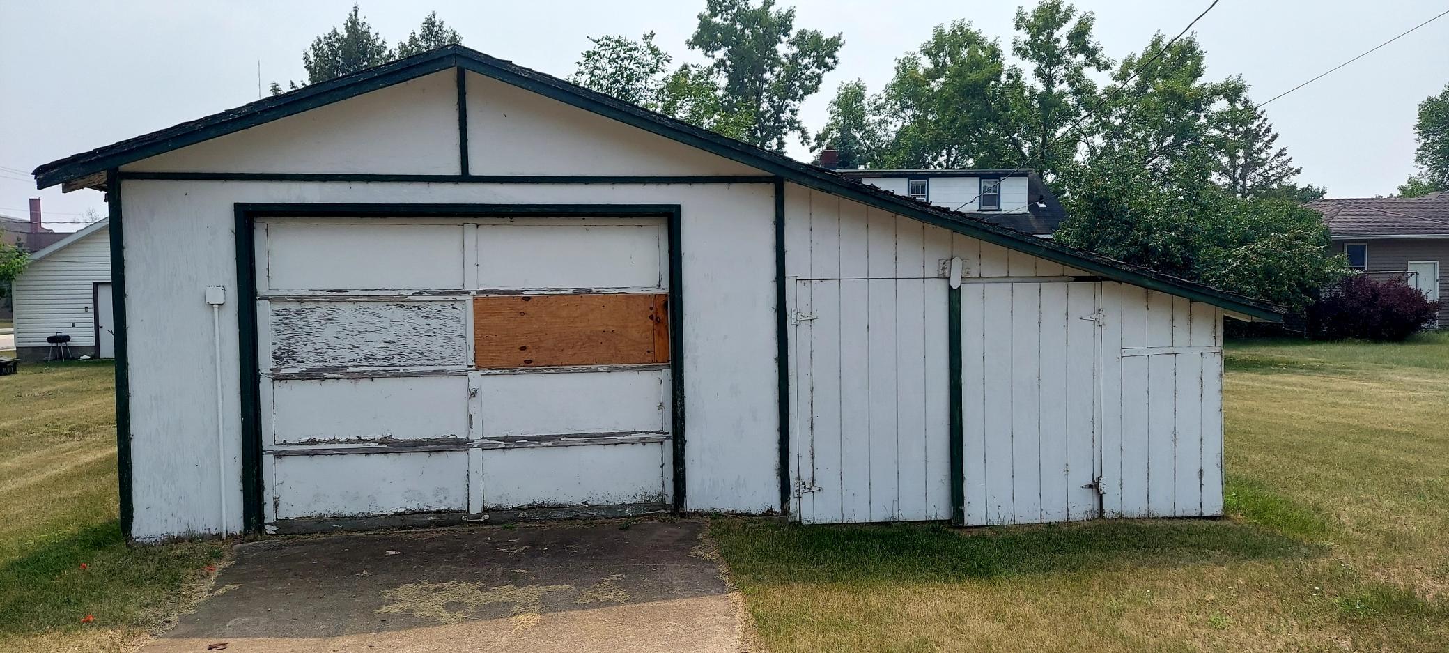 1947 single family home for sale at 503 2nd Street W in Park Rapids, MN — 2 bed, 2 bath (photo 39 of 43)