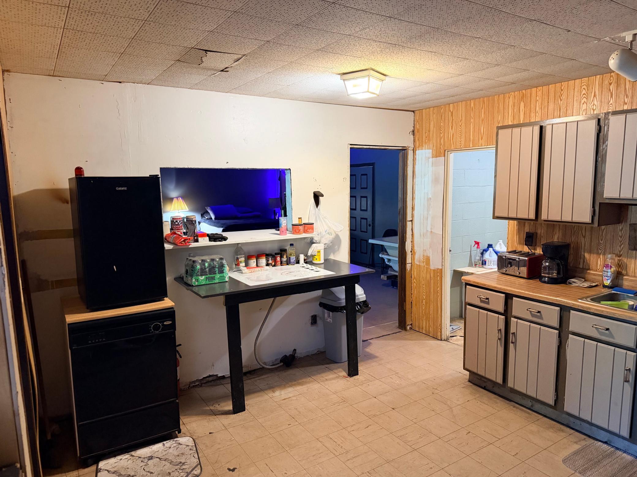 1977 single family home for sale at 110 28th Street E in Brainerd, MN — 3 bed, 2 bath (photo 5 of 16)