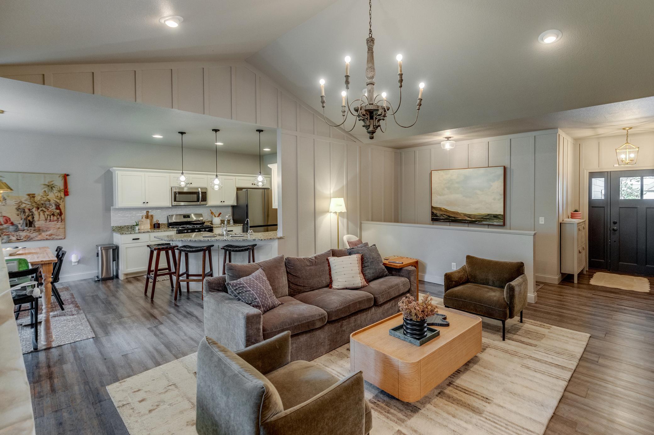 2014 single family home for sale at 13177 Preserve Circle in Baxter, MN — 4 bed, 3 bath (photo 2 of 42)