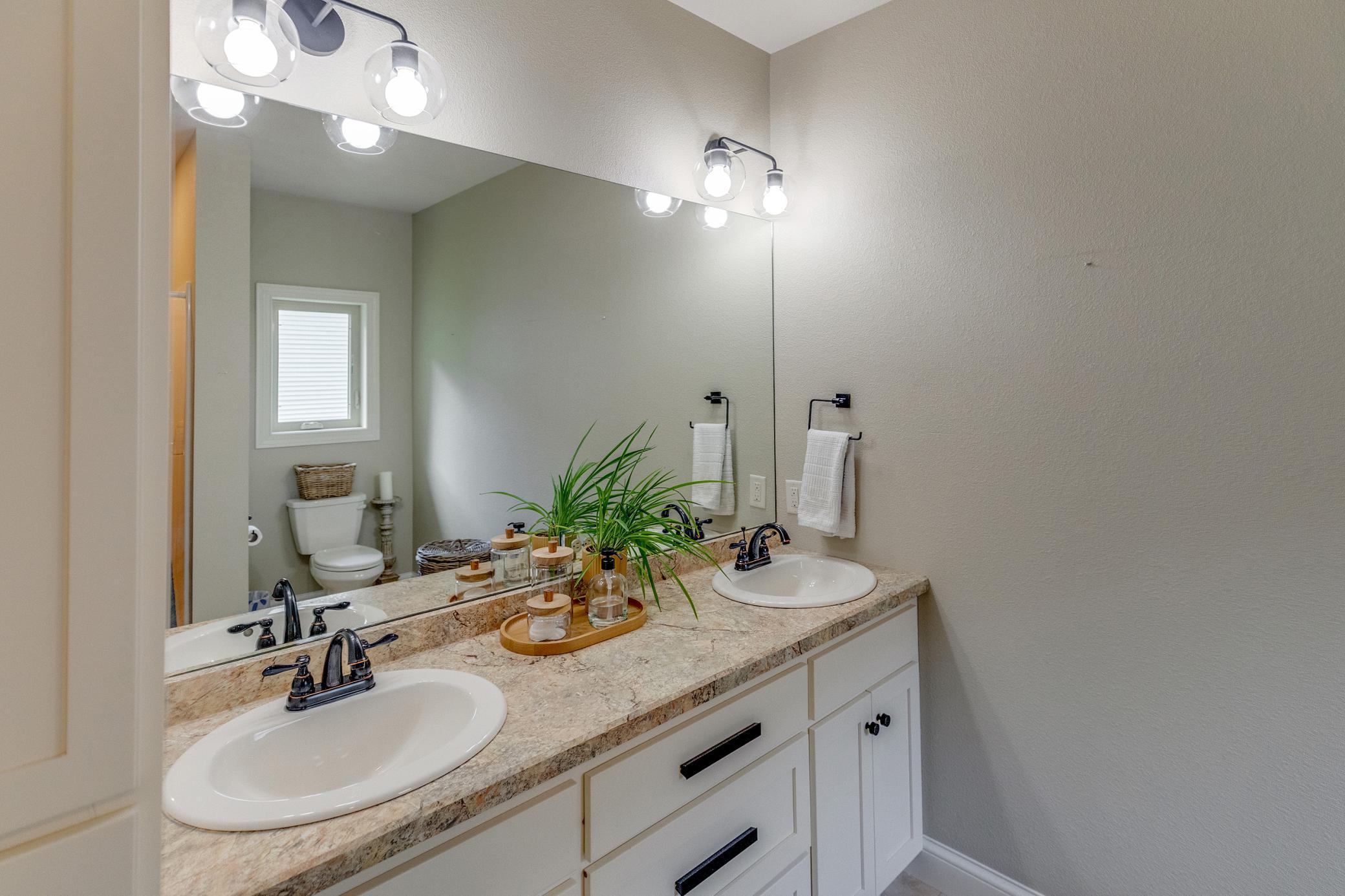 2014 single family home for sale at 13177 Preserve Circle in Baxter, MN — 4 bed, 3 bath (photo 13 of 42)