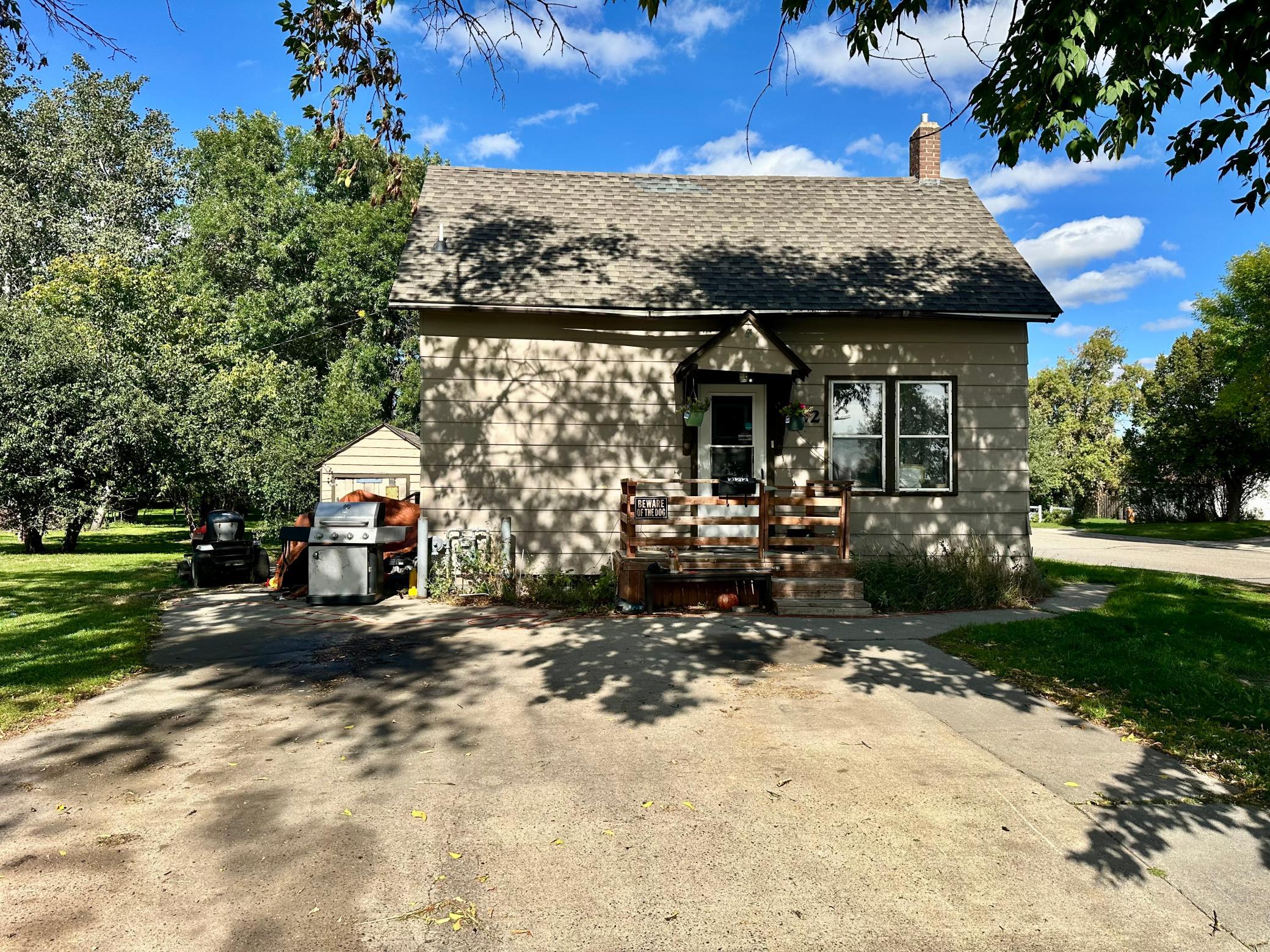 1940 single family home for sale at 222 Cedar Avenue NE in Wadena, MN — 2 bed, 1 bath