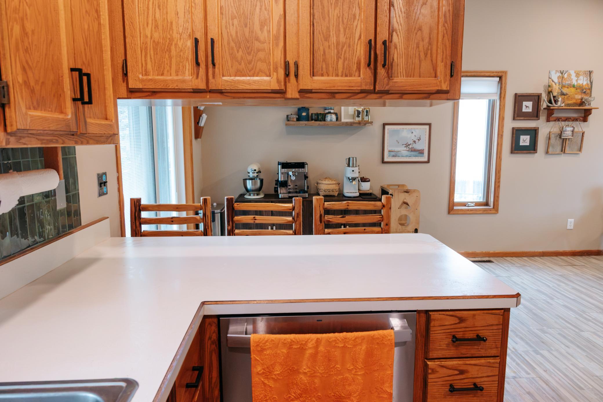 1988 single family home for sale at 3503 13th Street S in Moorhead, MN — 4 bed, 2 bath (photo 17 of 56)