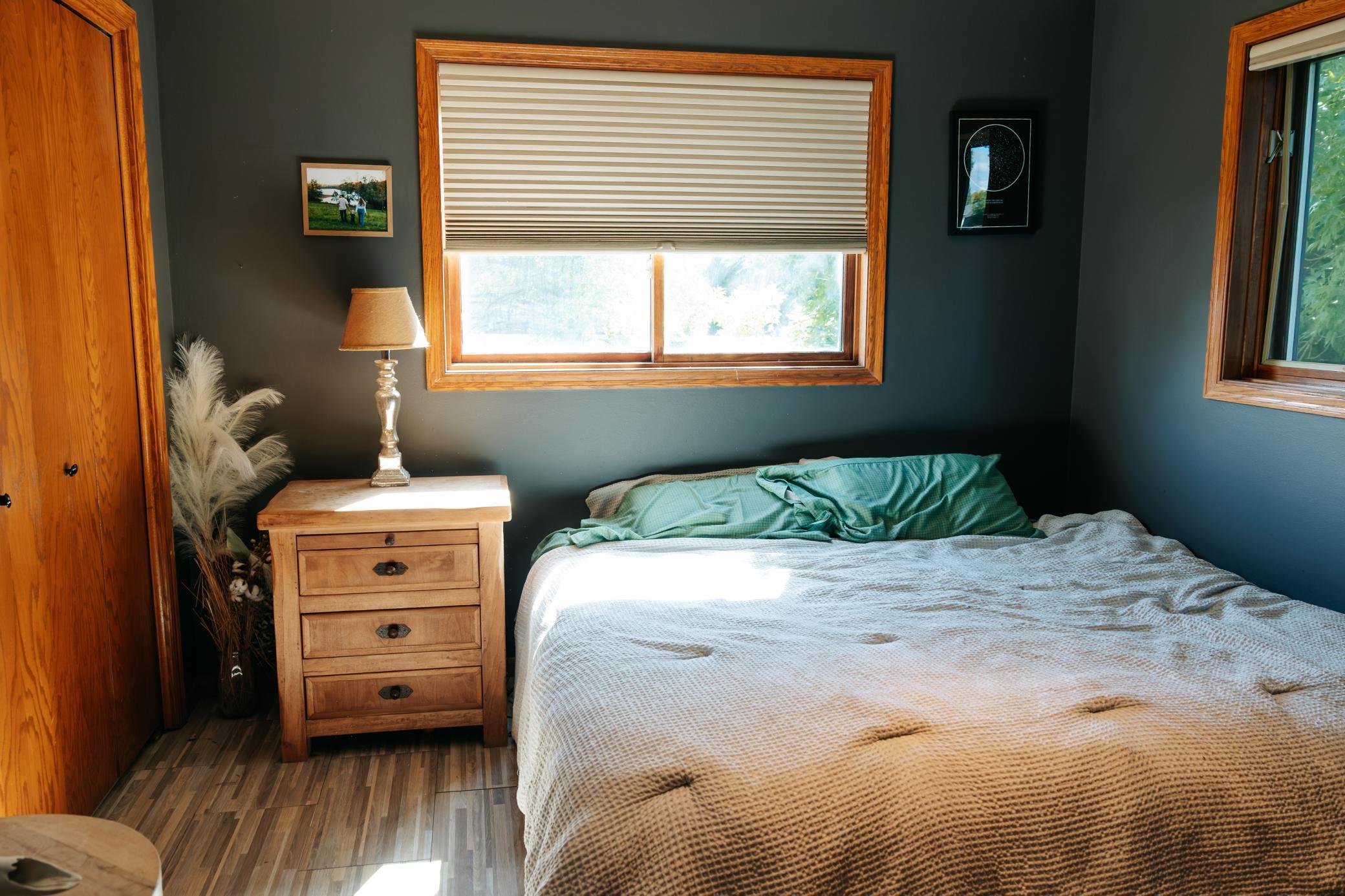1988 single family home for sale at 3503 13th Street S in Moorhead, MN — 4 bed, 2 bath (photo 25 of 56)