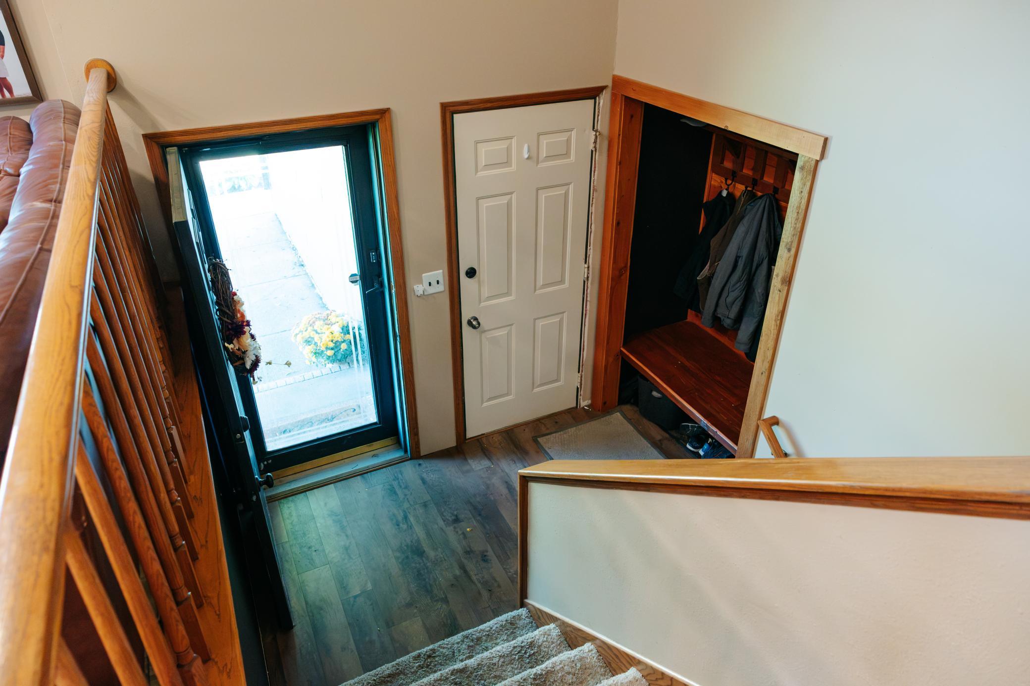 1988 single family home for sale at 3503 13th Street S in Moorhead, MN — 4 bed, 2 bath (photo 5 of 56)