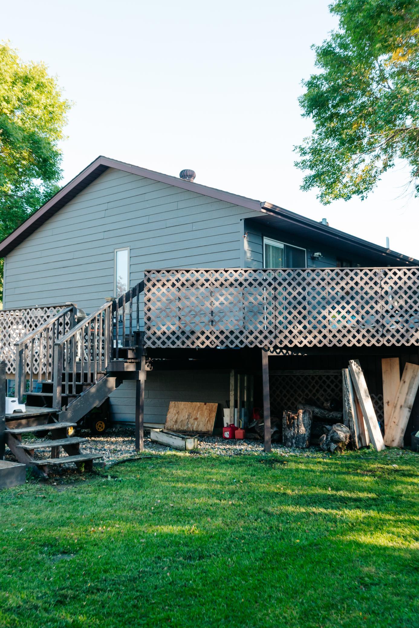 1988 single family home for sale at 3503 13th Street S in Moorhead, MN — 4 bed, 2 bath (photo 48 of 56)